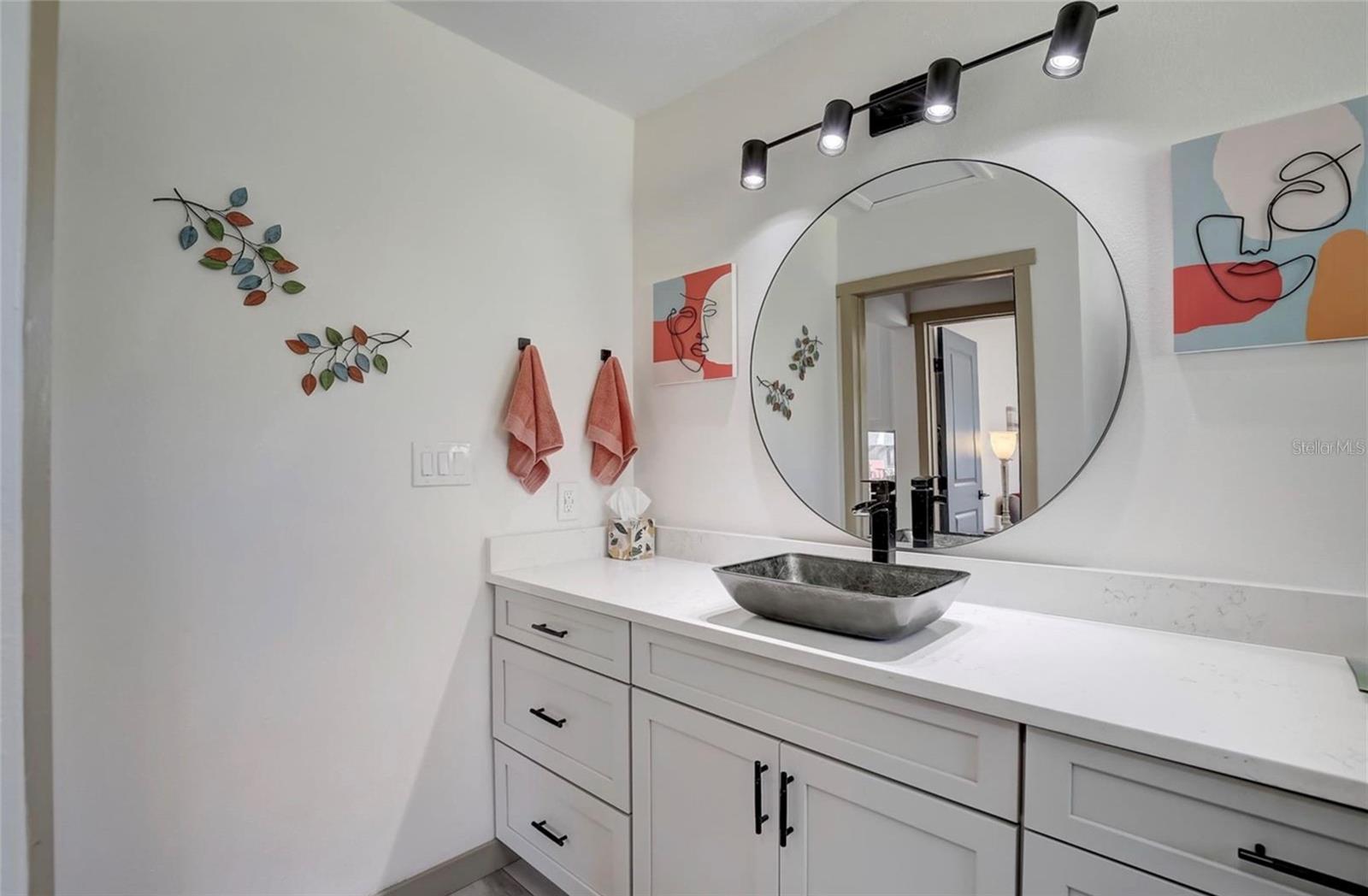 5428 7TH AVE N, ST PETERSBURG, FL, 33710