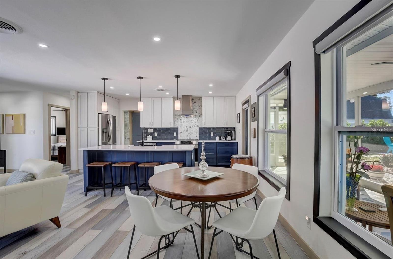 5428 7TH AVE N, ST PETERSBURG, FL, 33710