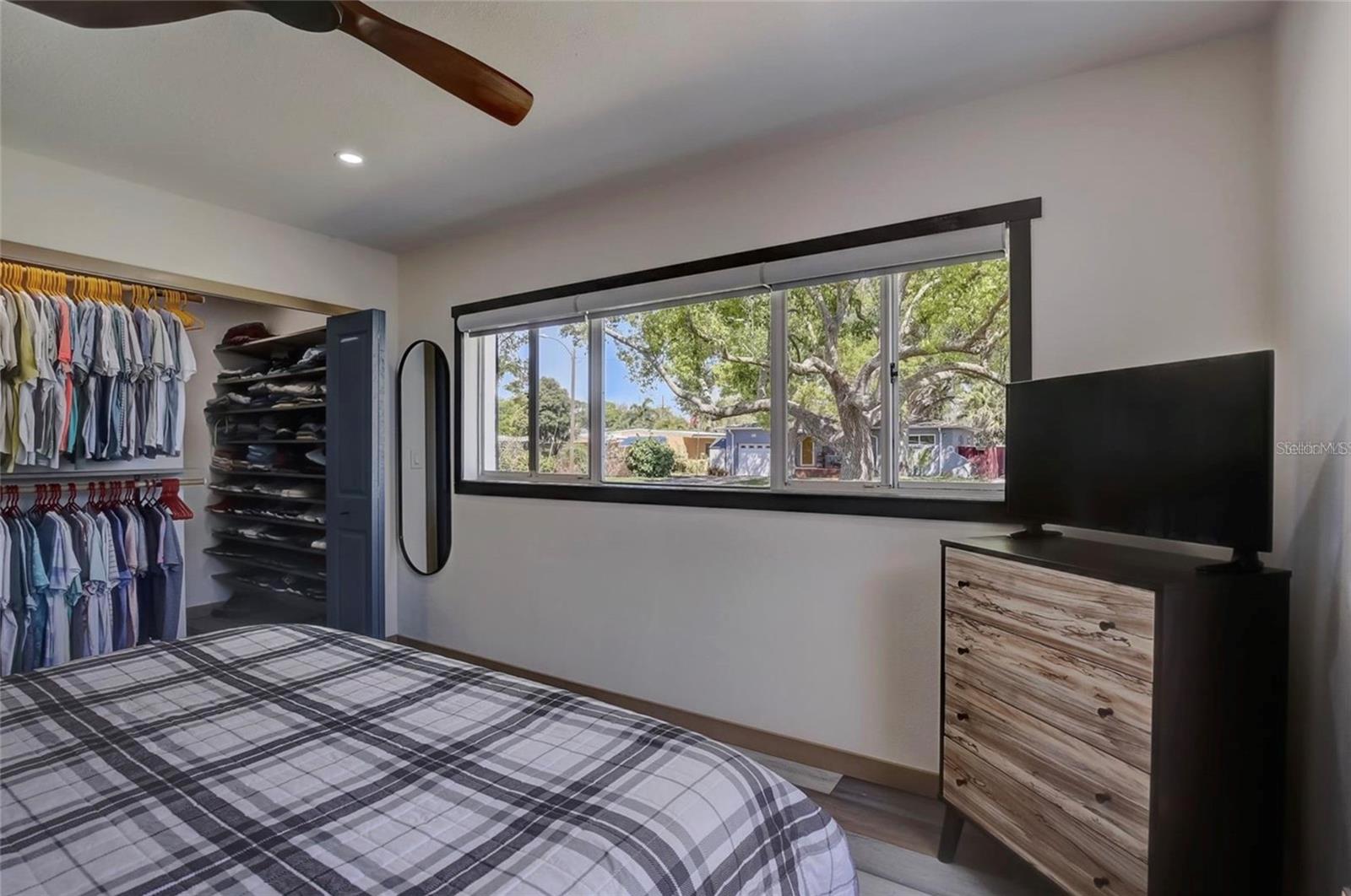 5428 7TH AVE N, ST PETERSBURG, FL, 33710