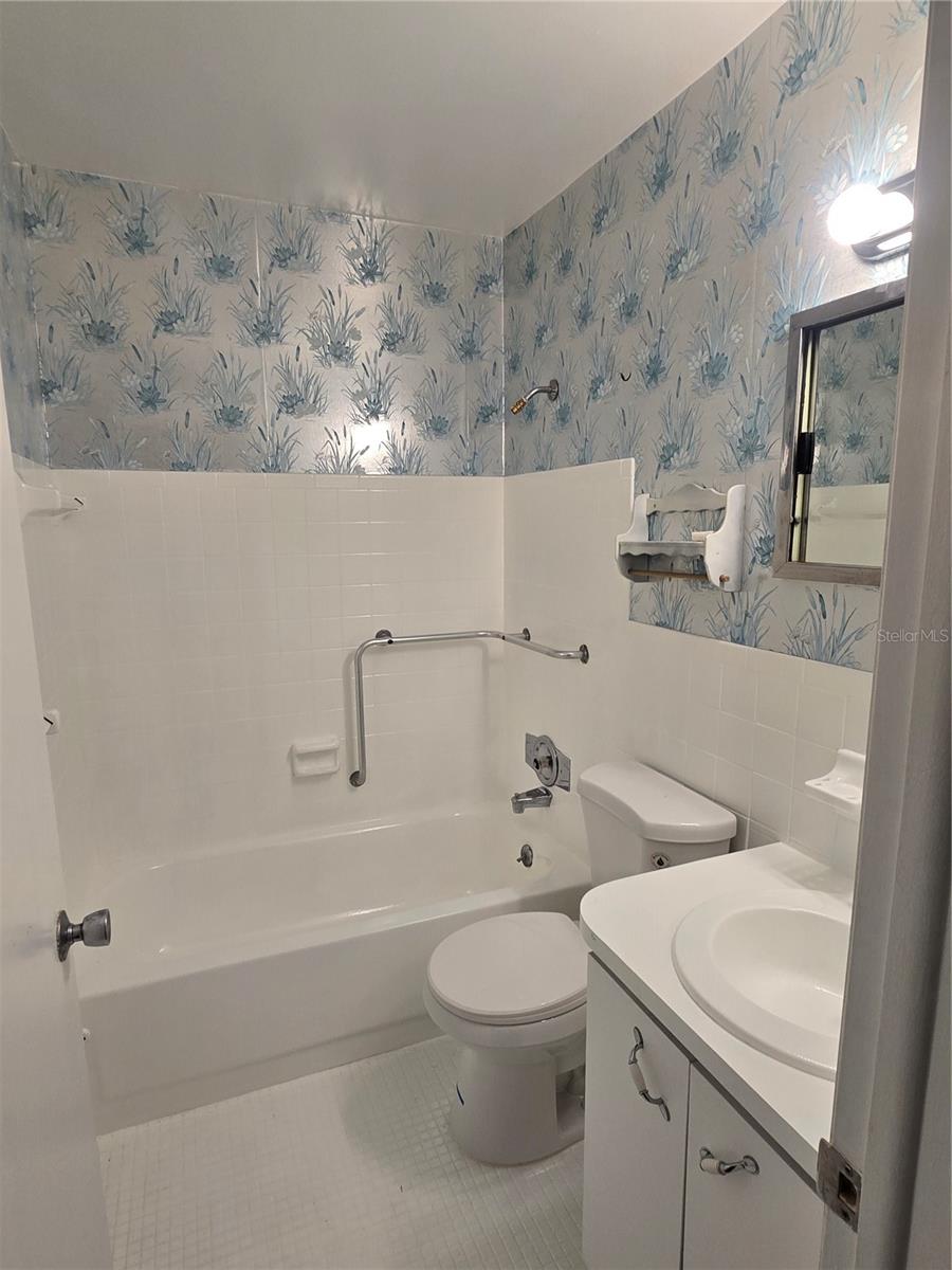 2428 COLUMBIA DR #22, CLEARWATER, FL, 33763