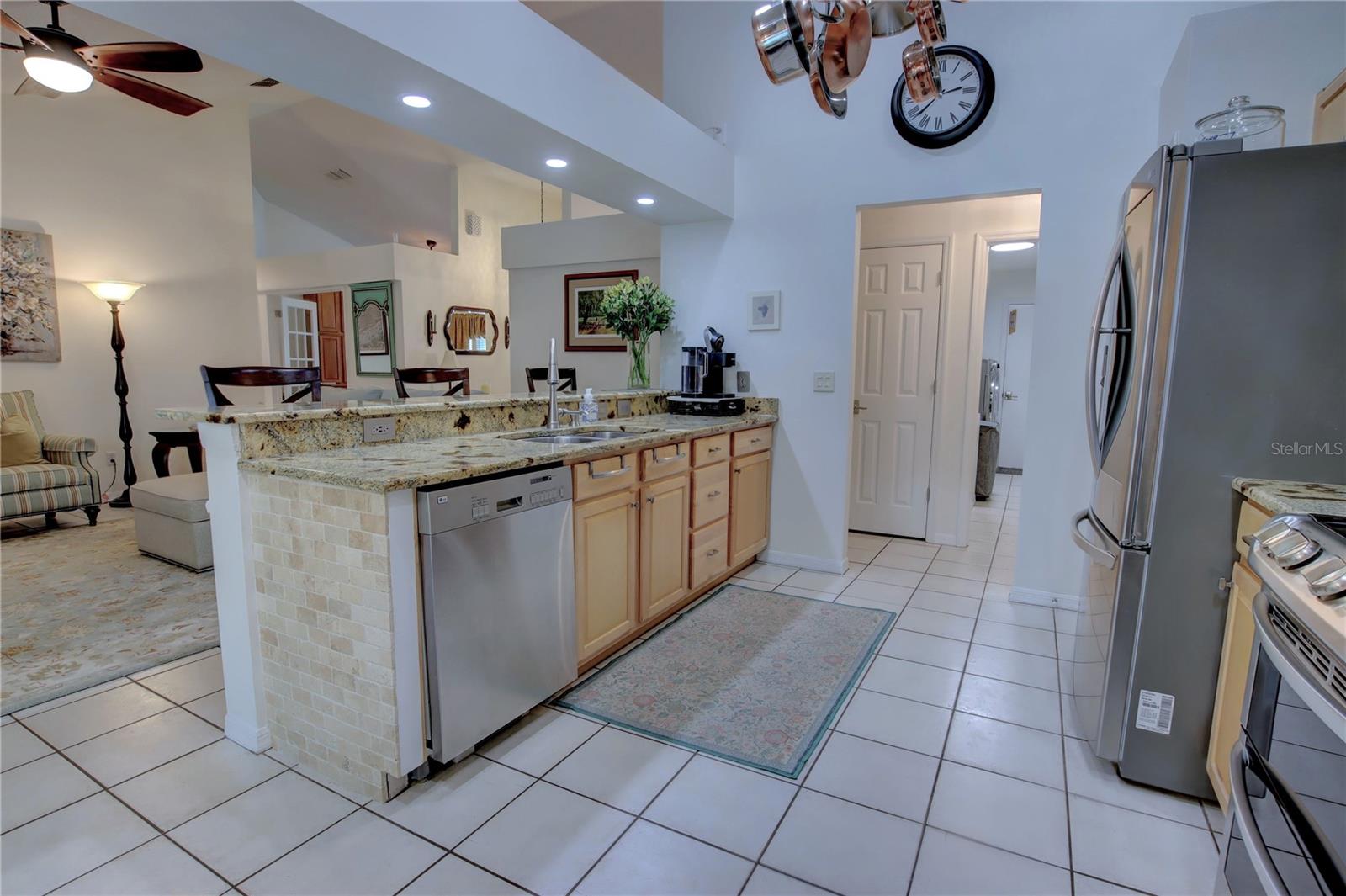 301 OAK LEAF CIR, LAKE MARY, FL, 32746