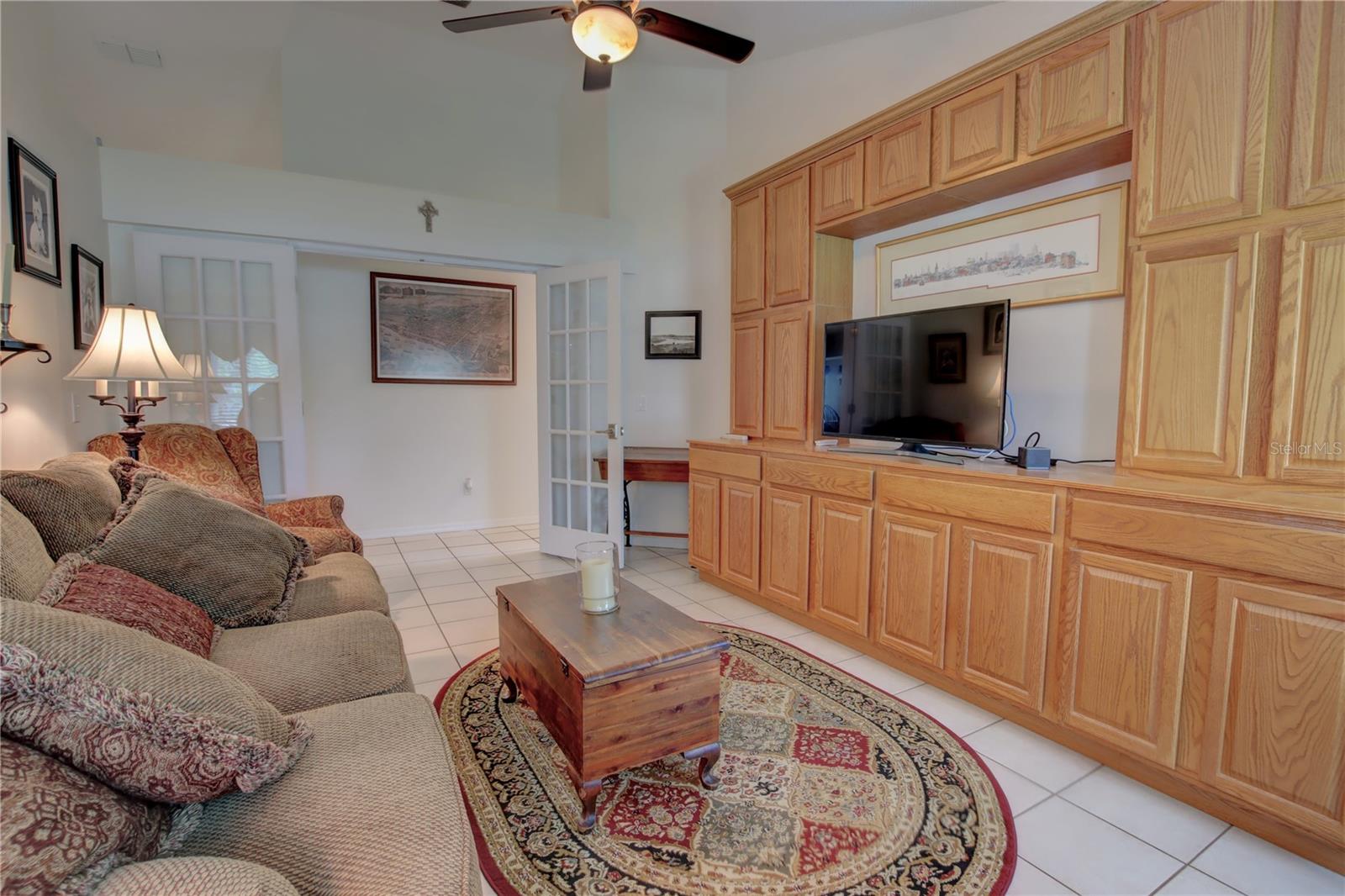 301 OAK LEAF CIR, LAKE MARY, FL, 32746
