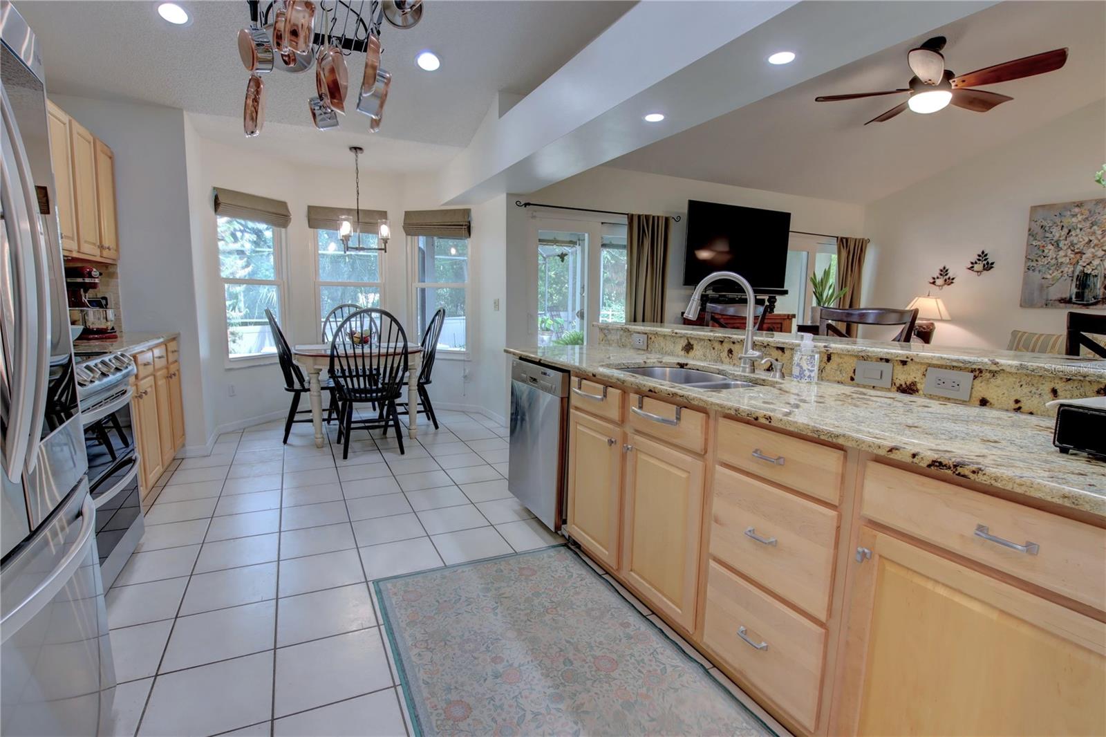301 OAK LEAF CIR, LAKE MARY, FL, 32746