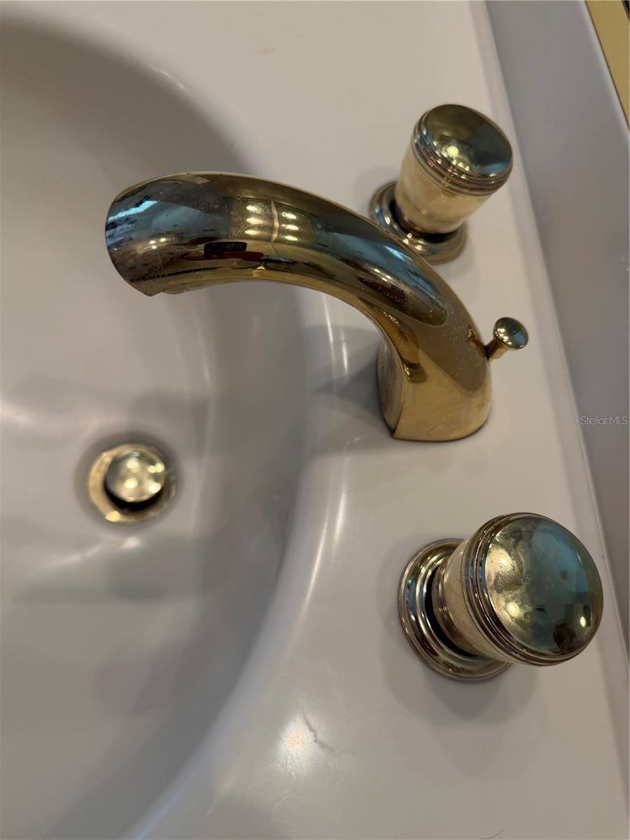 402 MACEWEN DR, OSPREY, FL, 34229