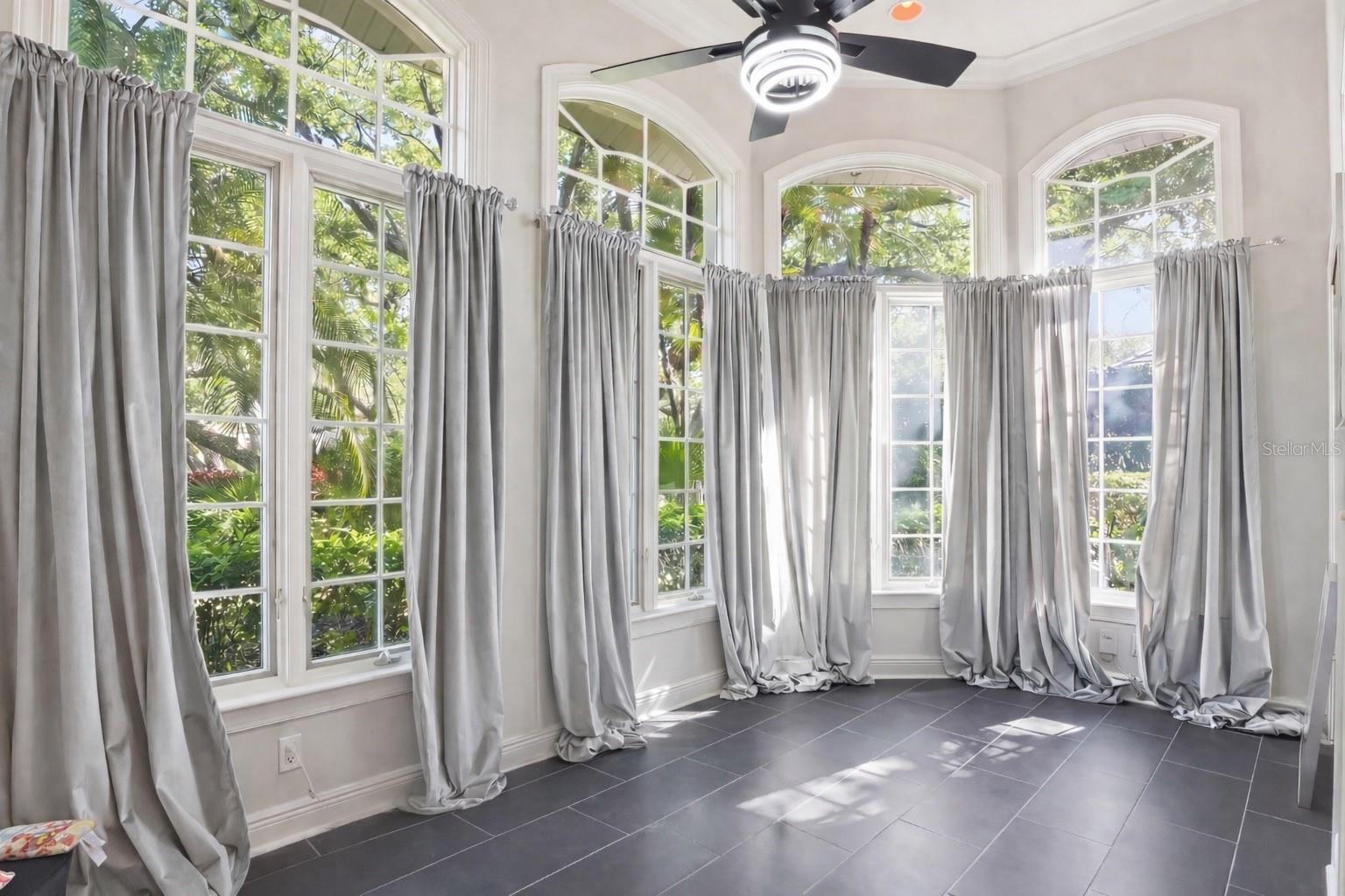 402 MACEWEN DR, OSPREY, FL, 34229