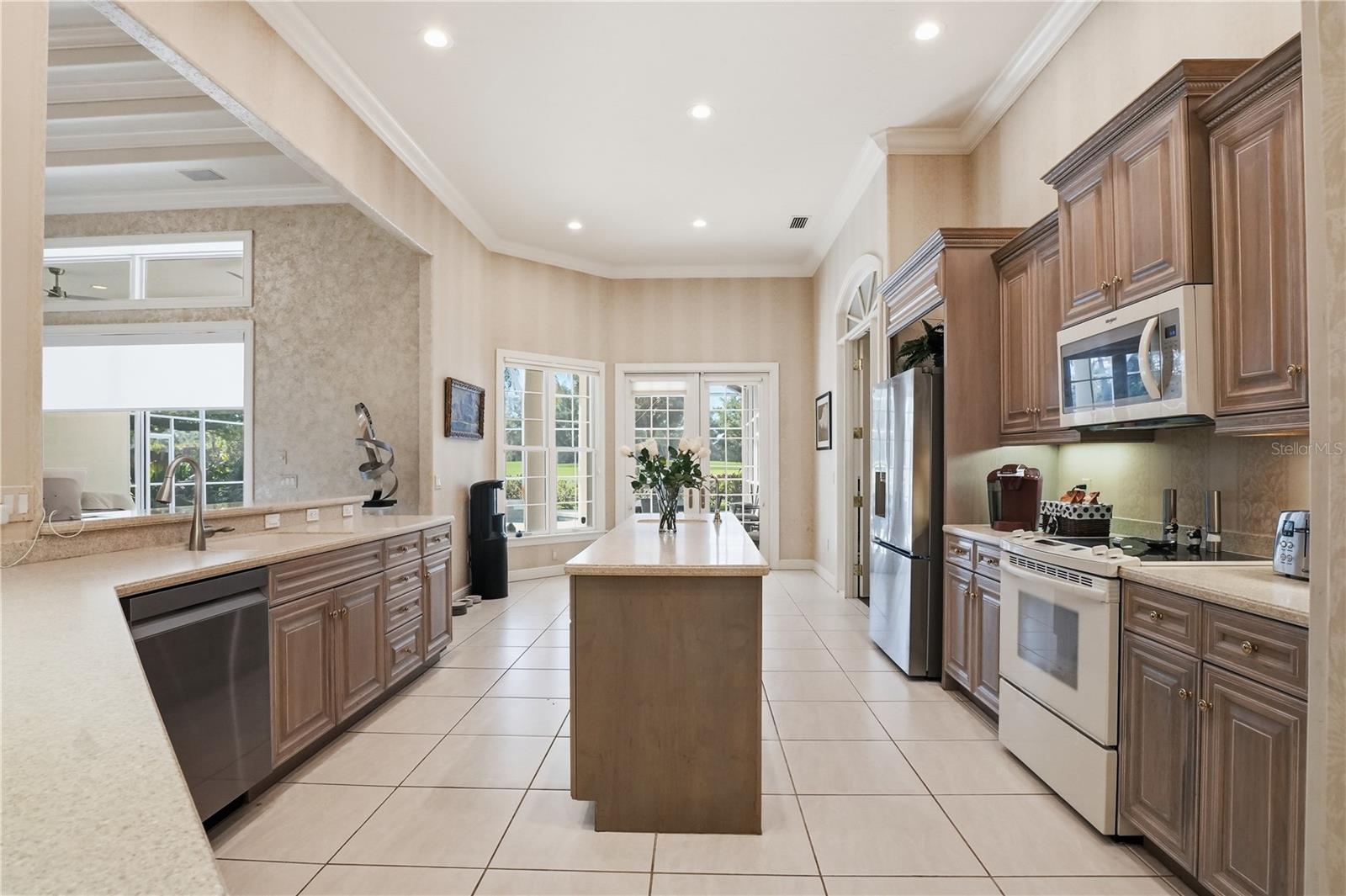 402 MACEWEN DR, OSPREY, FL, 34229