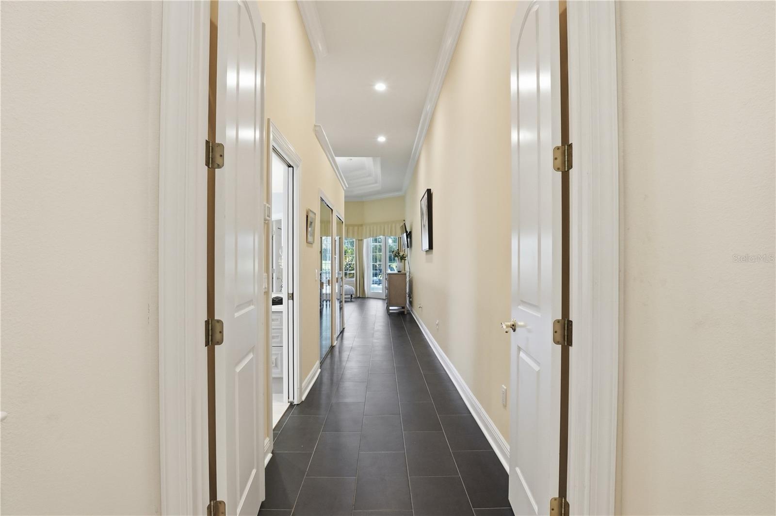 402 MACEWEN DR, OSPREY, FL, 34229