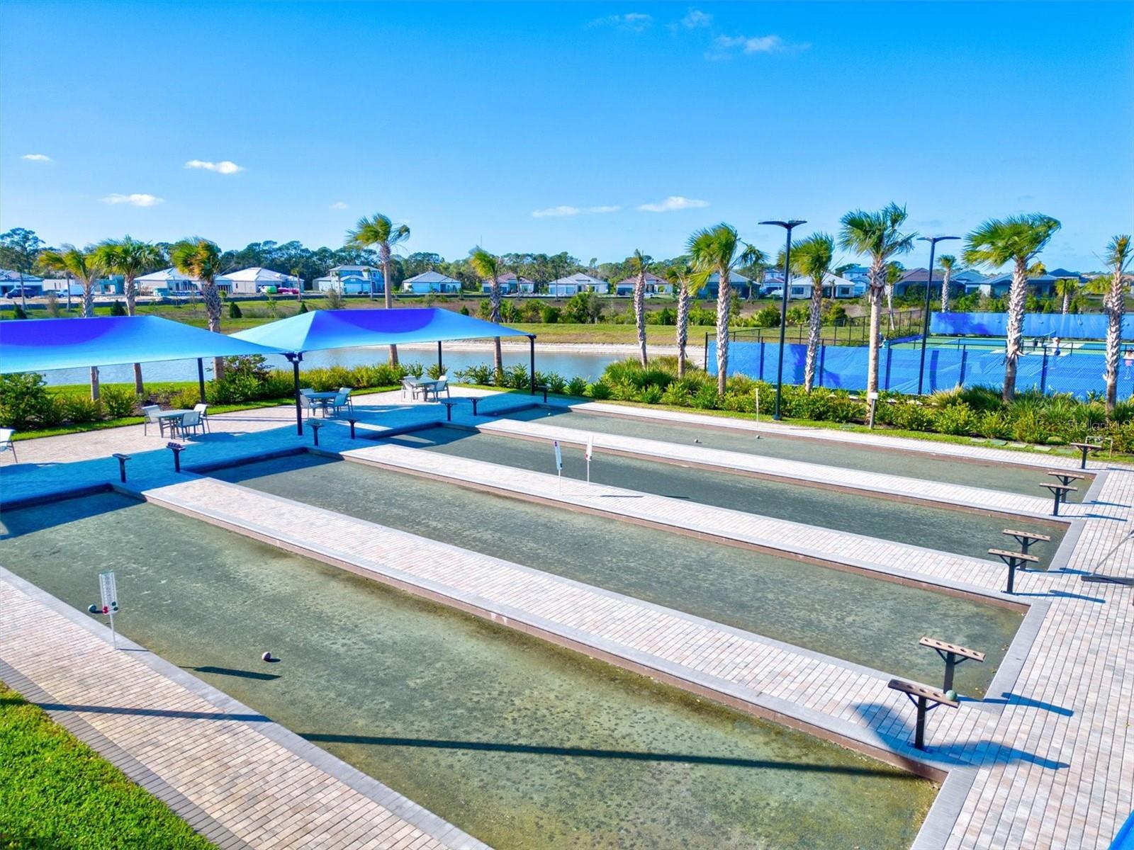 6272 WINDING PINE DR, NOKOMIS, FL, 34275