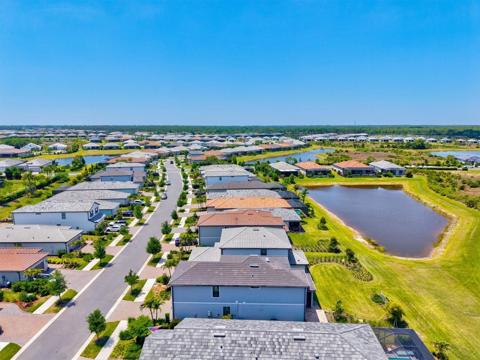 6272 WINDING PINE DR, NOKOMIS, FL, 34275