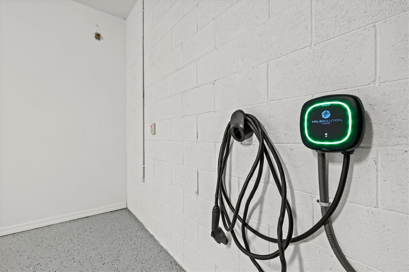 6272 WINDING PINE DR, NOKOMIS, FL, 34275