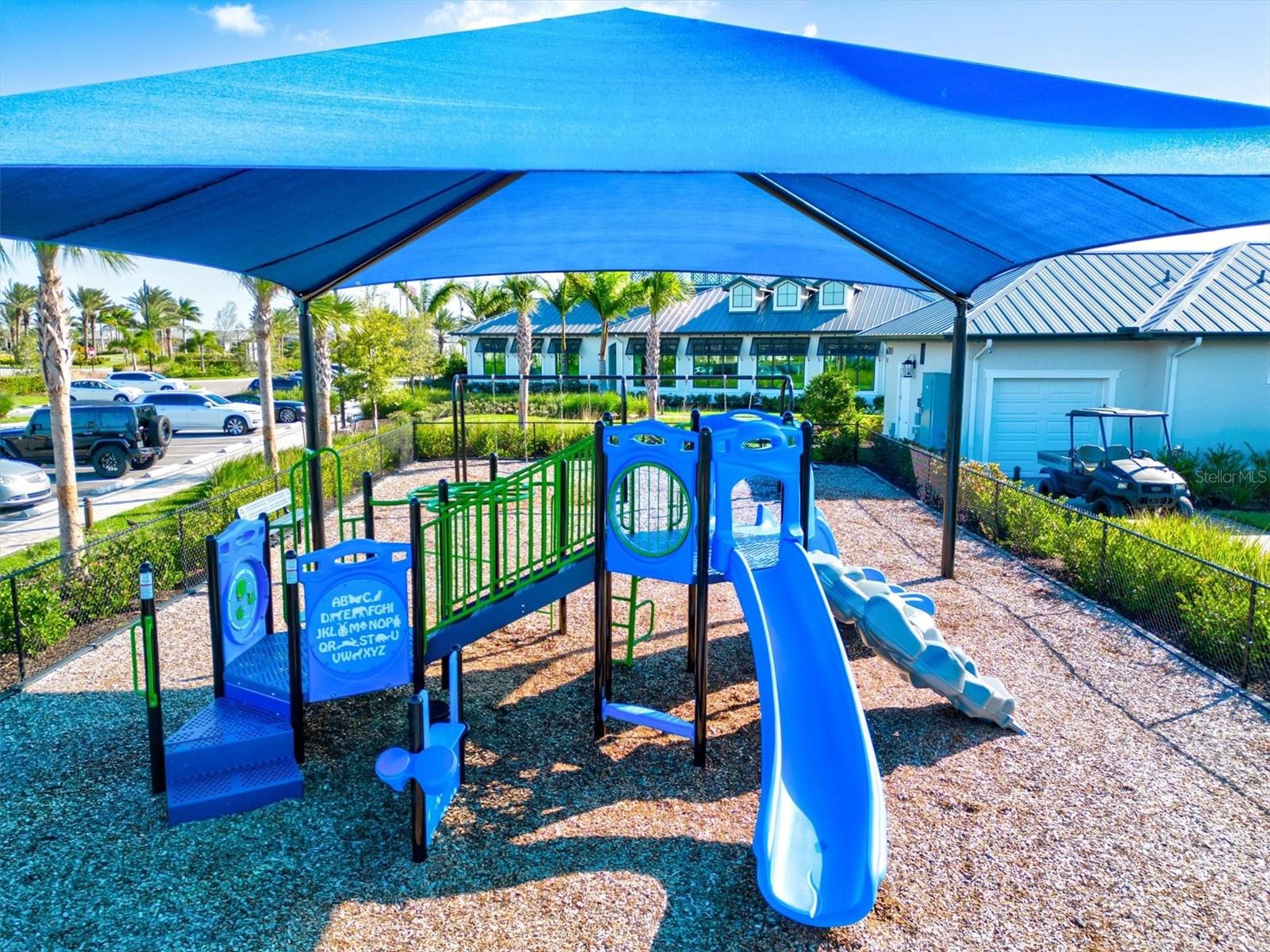 6272 WINDING PINE DR, NOKOMIS, FL, 34275