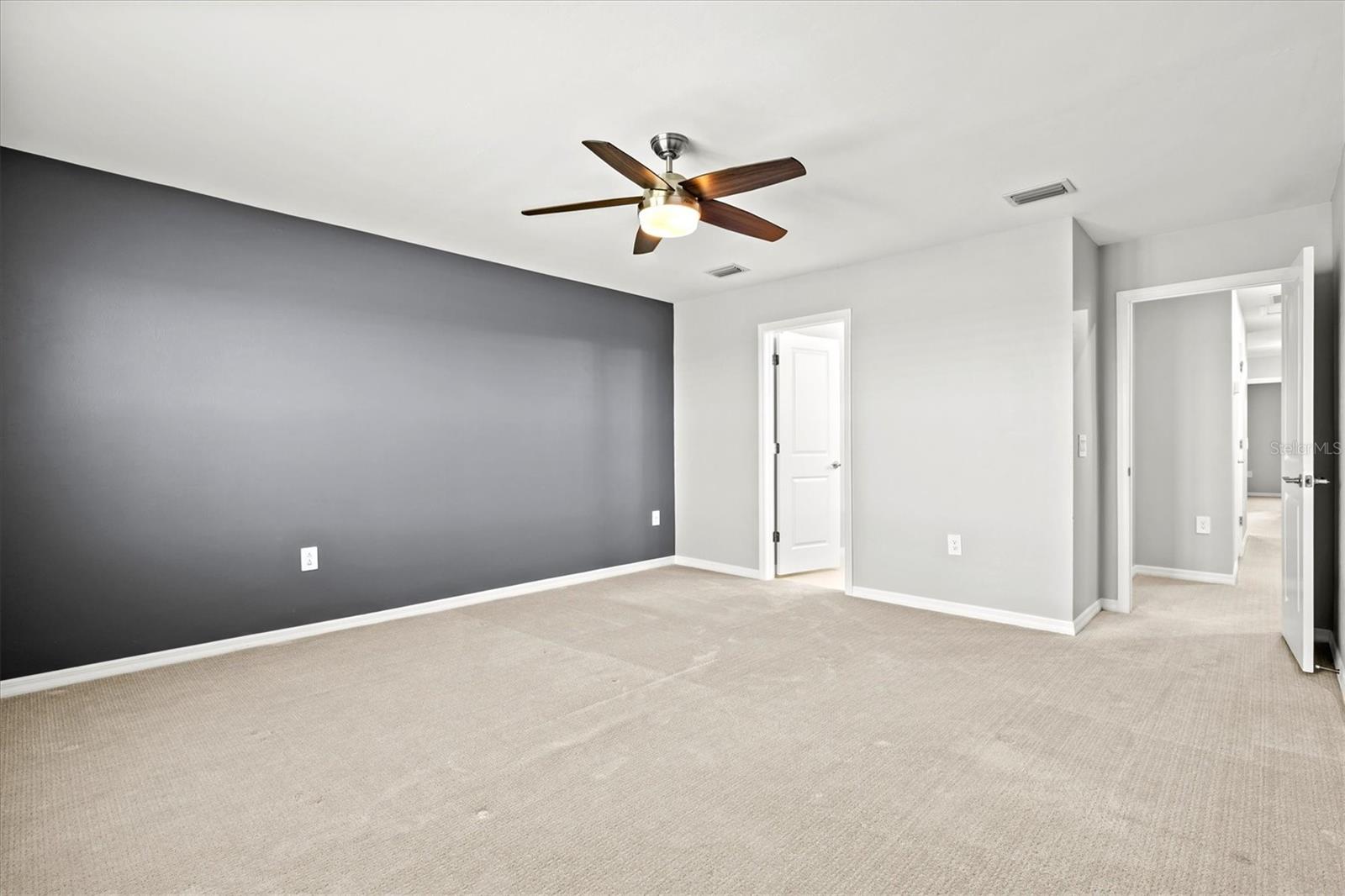 6272 WINDING PINE DR, NOKOMIS, FL, 34275