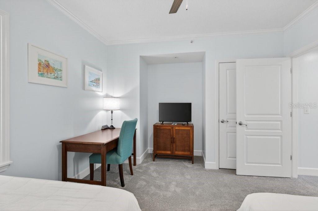 200 OCEAN CREST DR #517, PALM COAST, FL, 32137