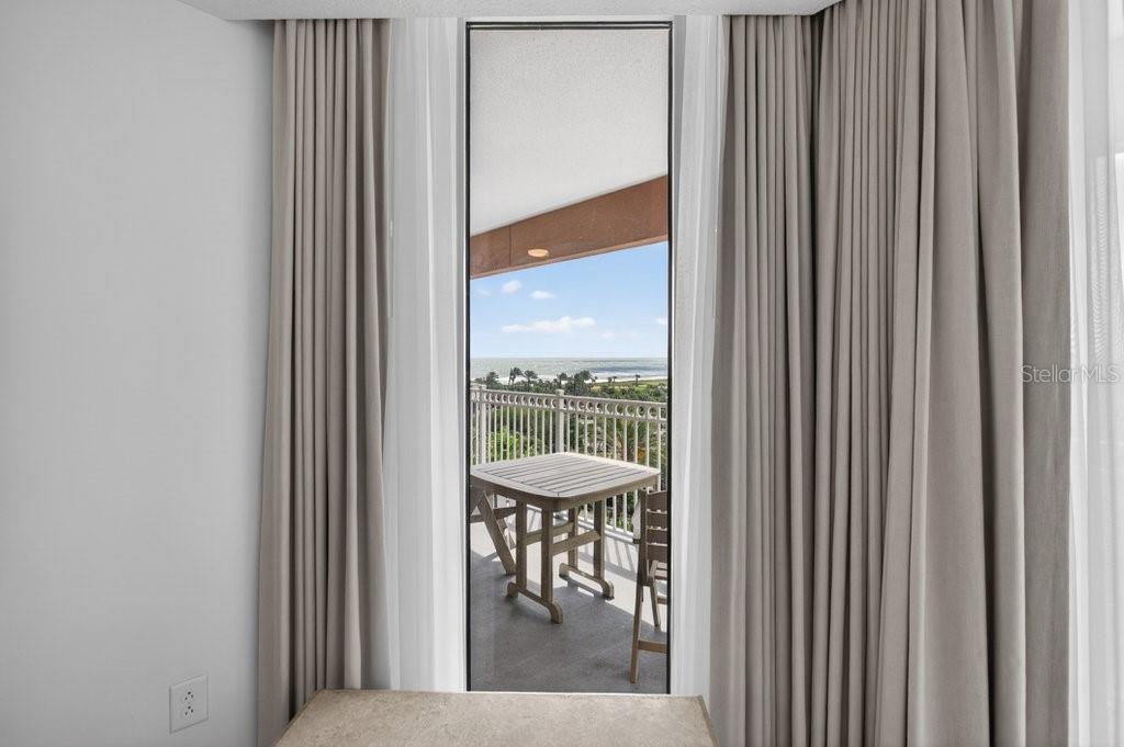 200 OCEAN CREST DR #517, PALM COAST, FL, 32137