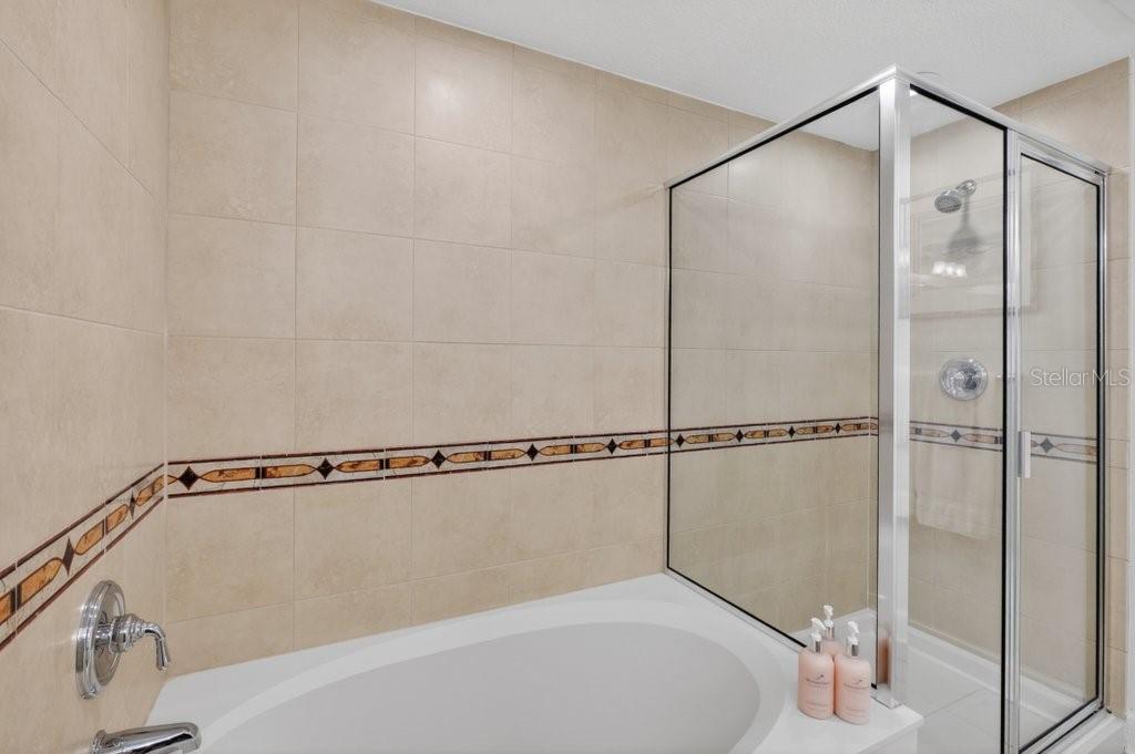 200 OCEAN CREST DR #517, PALM COAST, FL, 32137