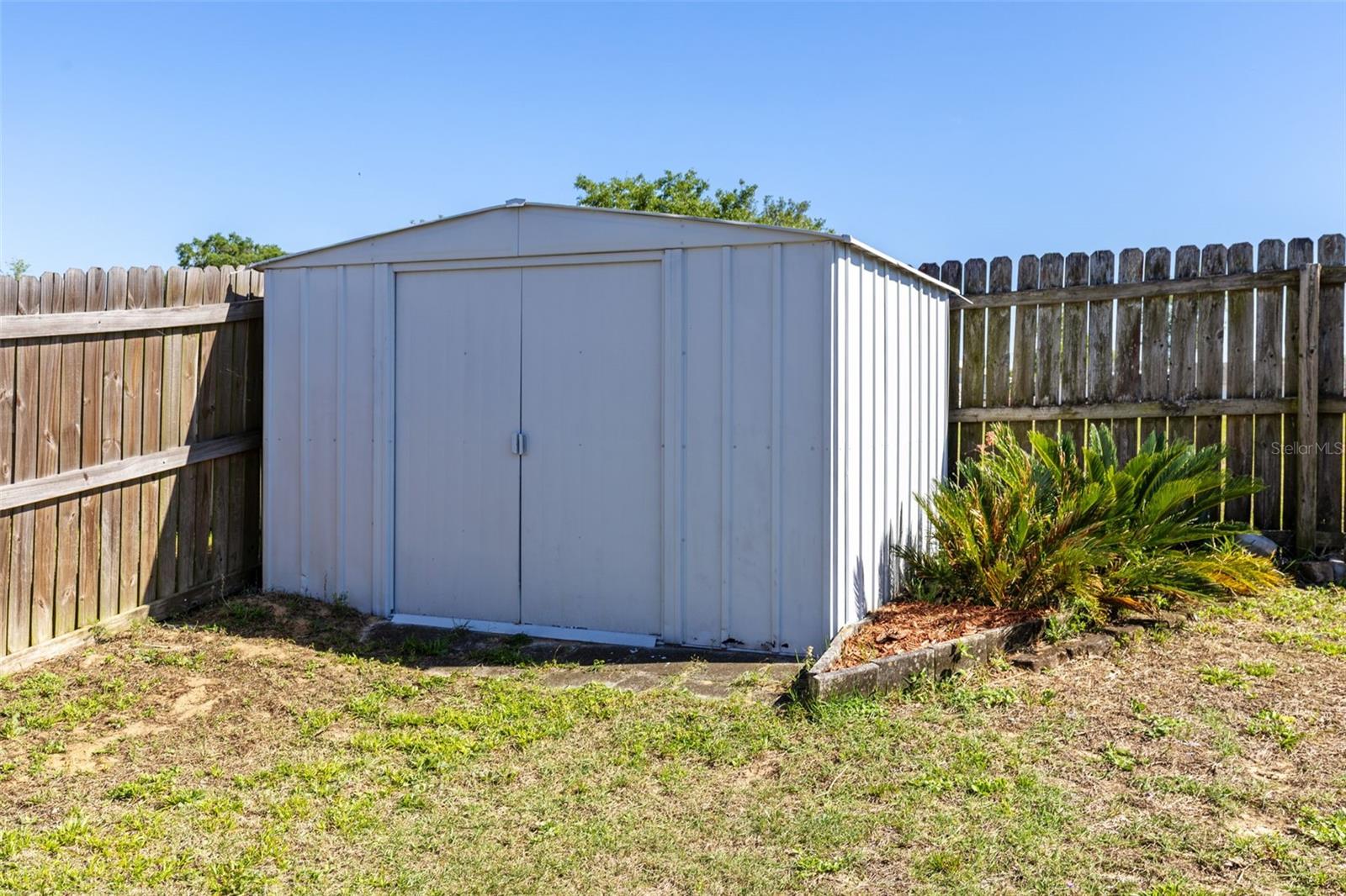 2150 SANDRIDGE CIR, EUSTIS, FL, 32726