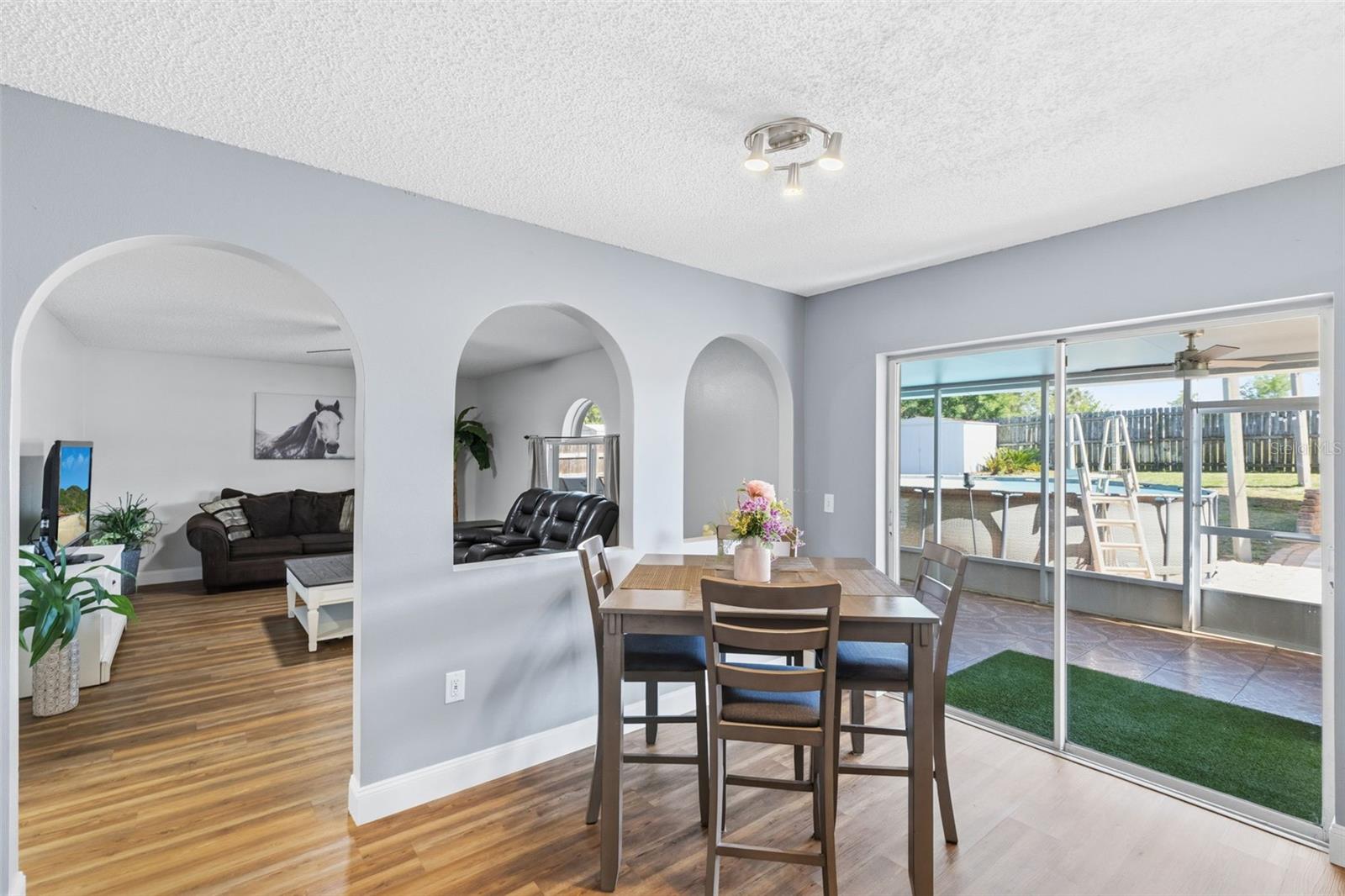 2150 SANDRIDGE CIR, EUSTIS, FL, 32726