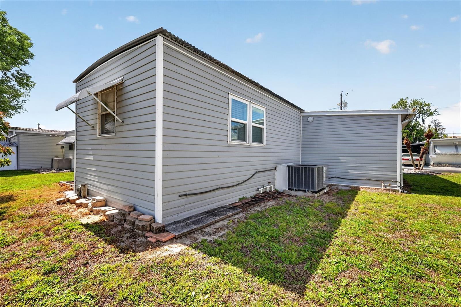 465 MARINA LN, TAVARES, FL, 32778