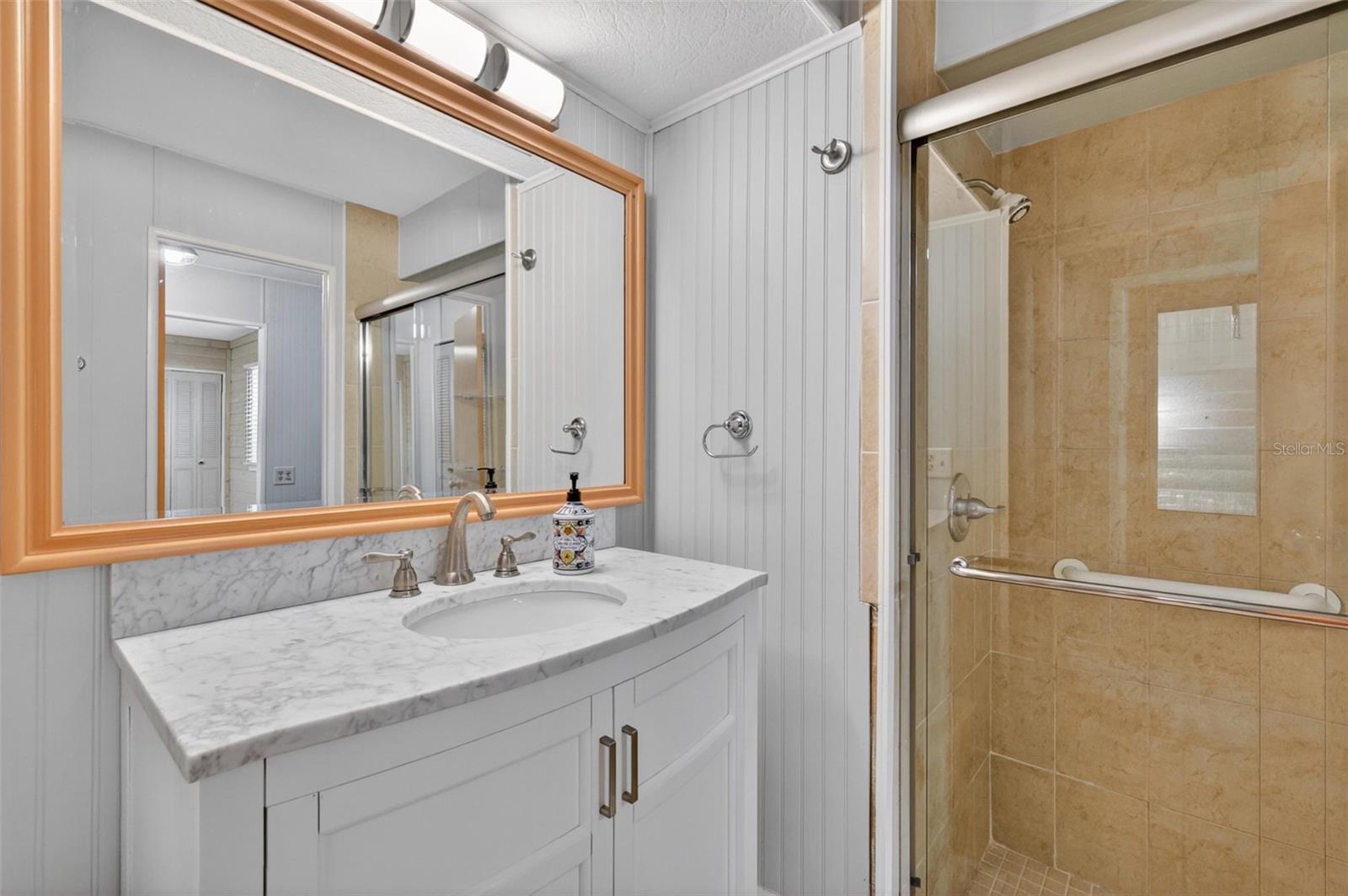 465 MARINA LN, TAVARES, FL, 32778