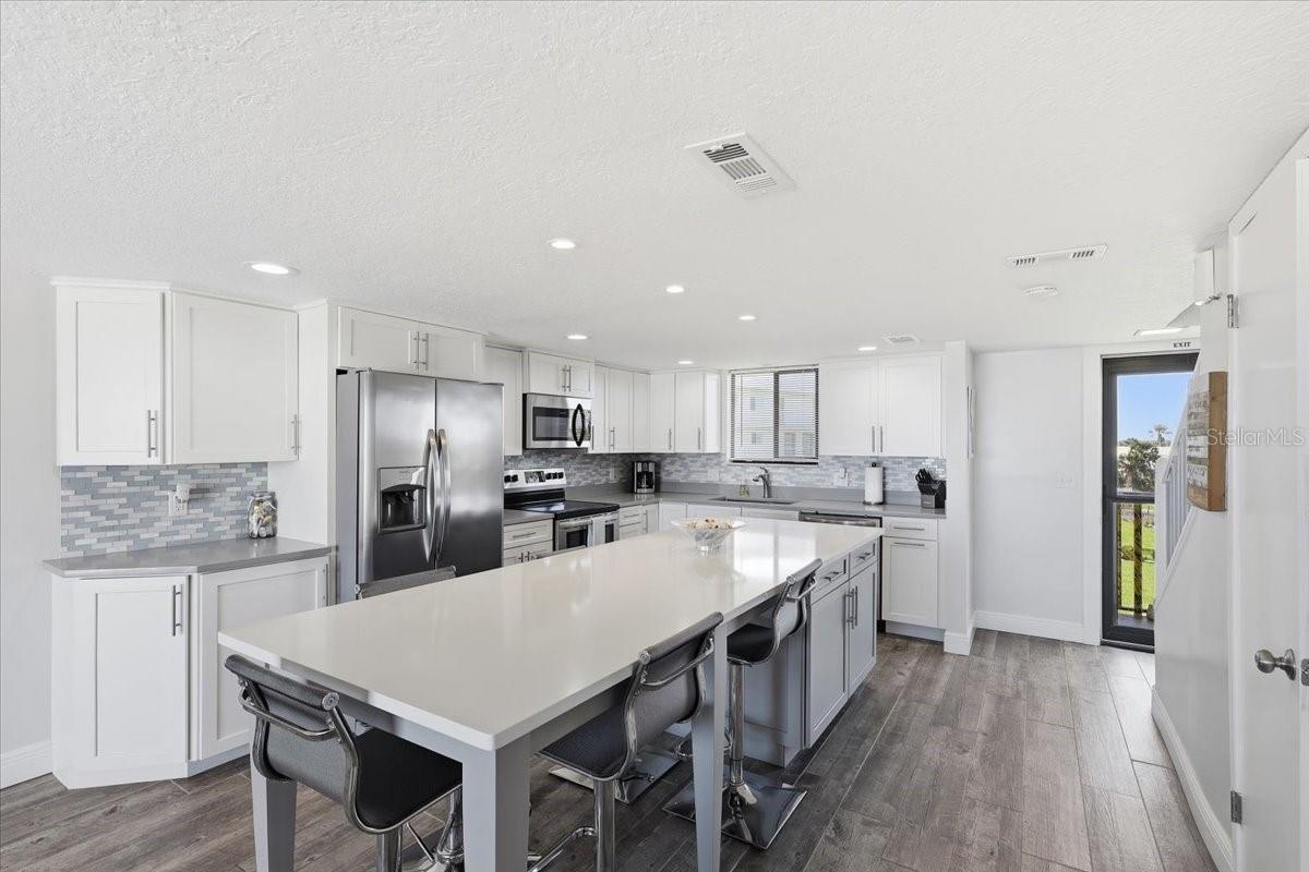 3500 S OCEAN SHORE BLVD #204, FLAGLER BEACH, FL, 32136