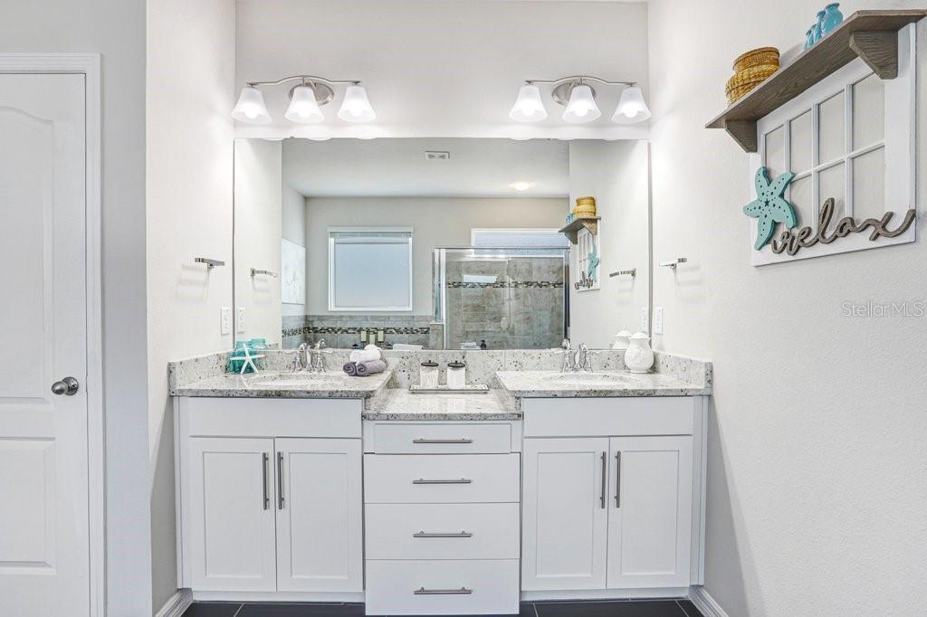 11642 LAKE LUCAYA DR, RIVERVIEW, FL, 33579