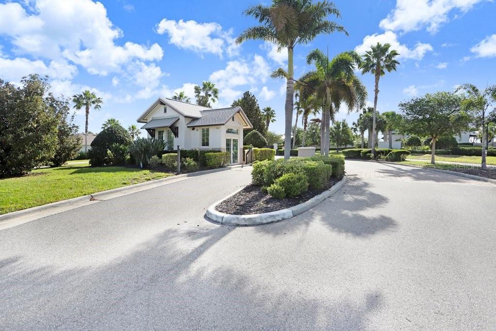 11642 LAKE LUCAYA DR, RIVERVIEW, FL, 33579