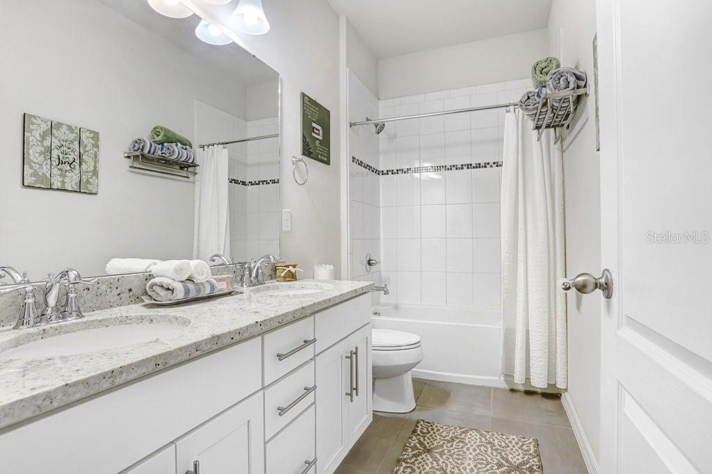 11642 LAKE LUCAYA DR, RIVERVIEW, FL, 33579