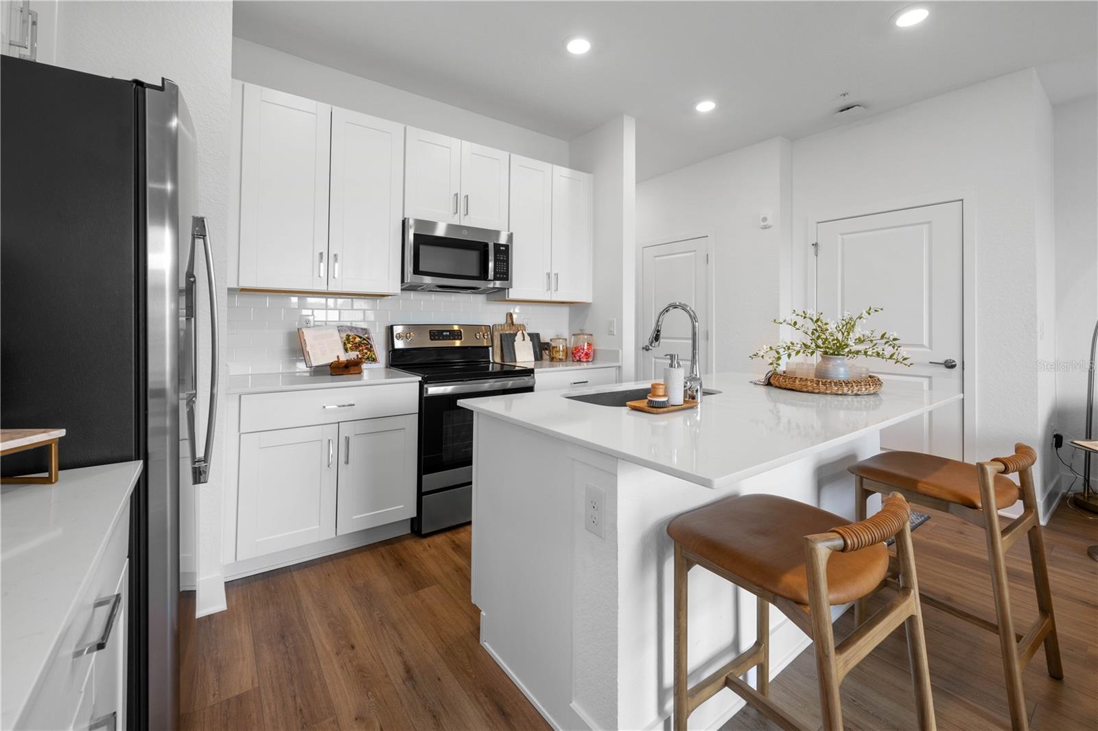 2500 EVERSON ST #7-2, BRADENTON, FL, 34208