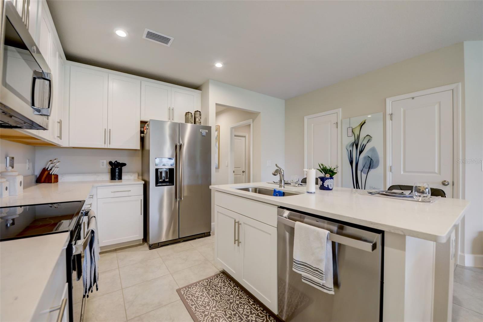 18027 TURNING LEAF CIR, LAND O LAKES, FL, 34638