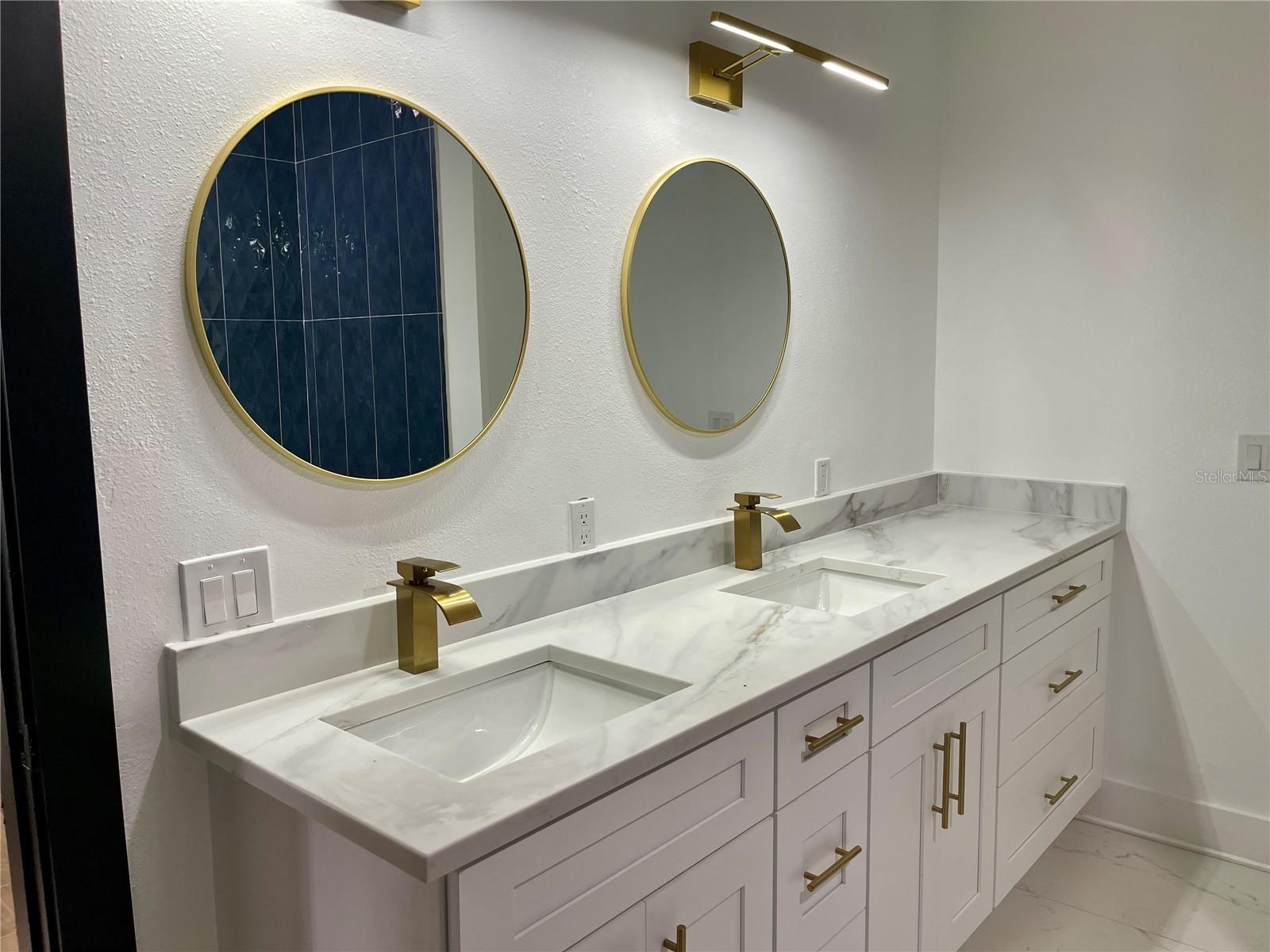 2118 S VENUS ST, TAMPA, FL, 33629