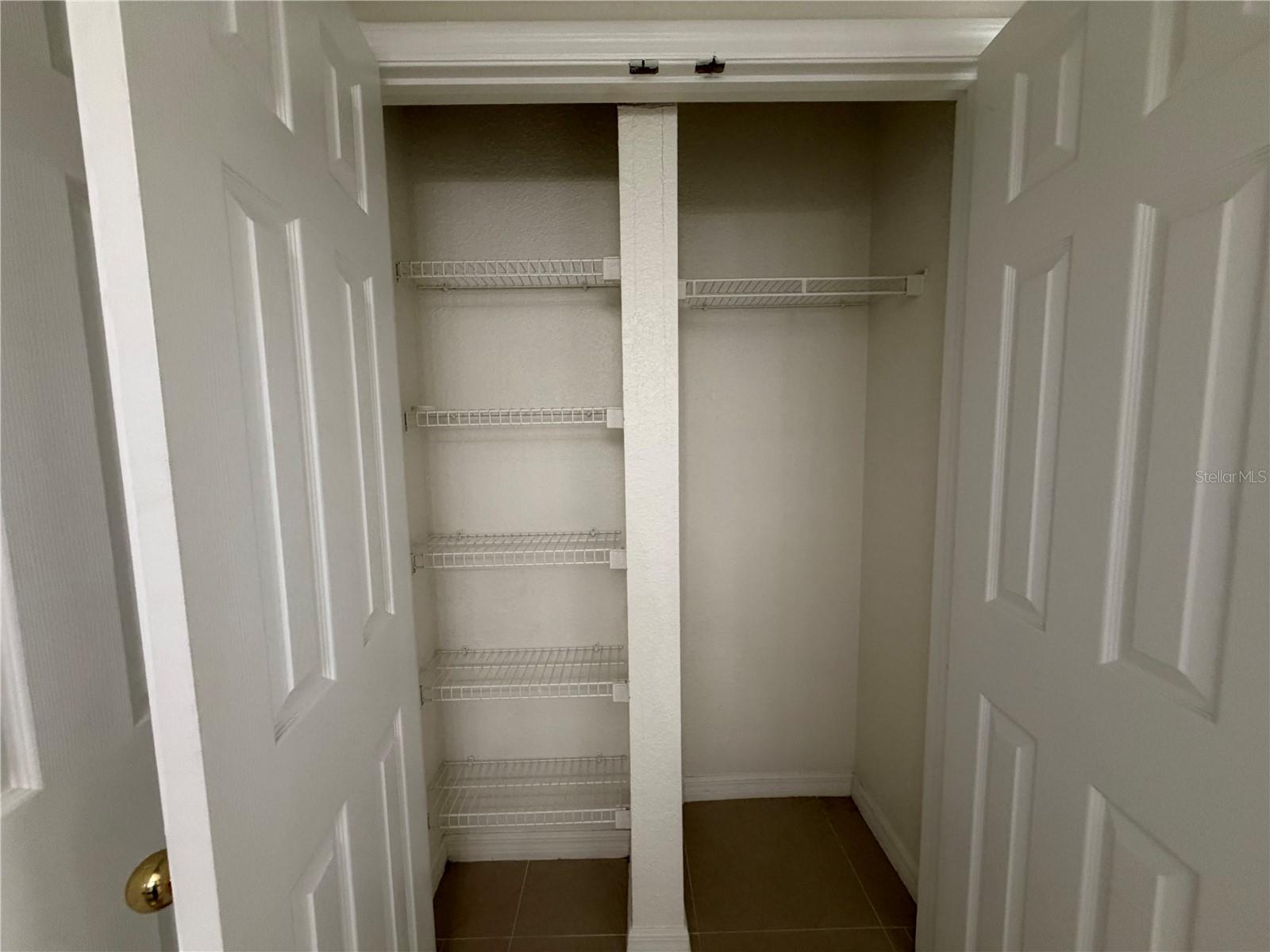 3735 CONROY RD #2222, ORLANDO, FL, 32839