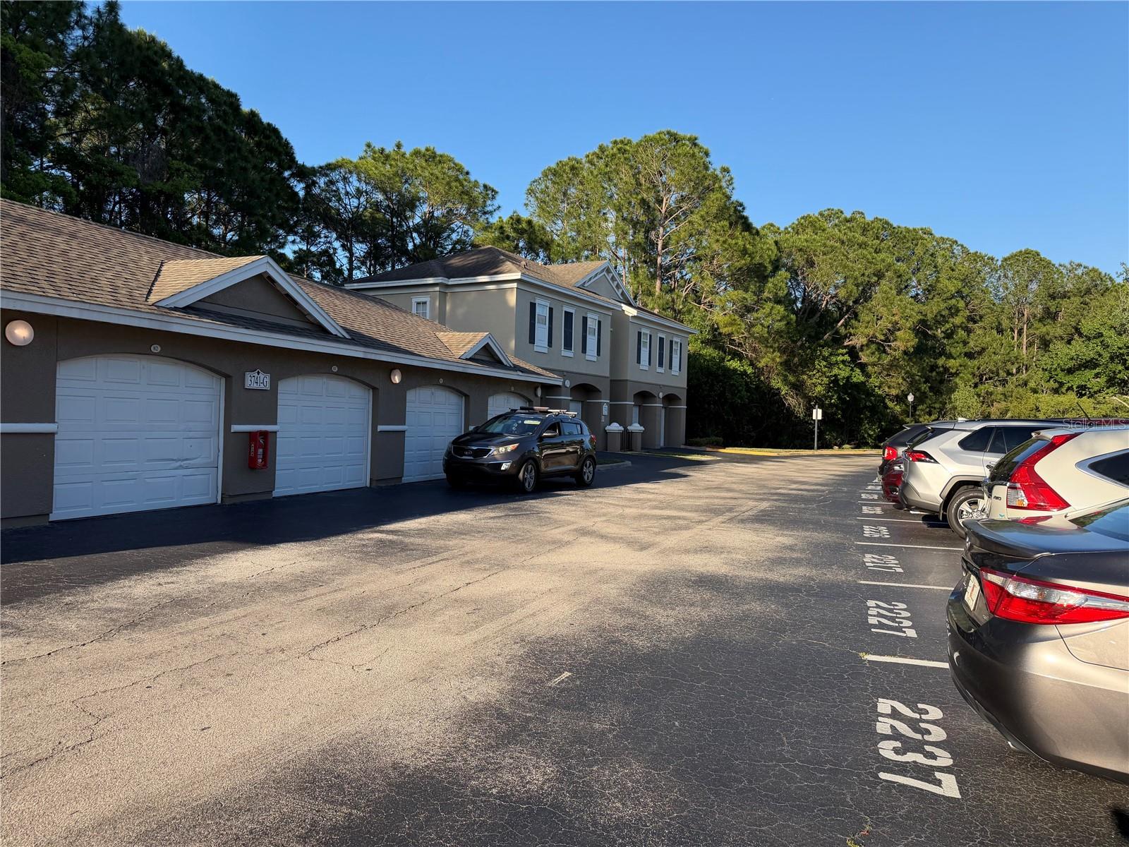 3735 CONROY RD #2222, ORLANDO, FL, 32839