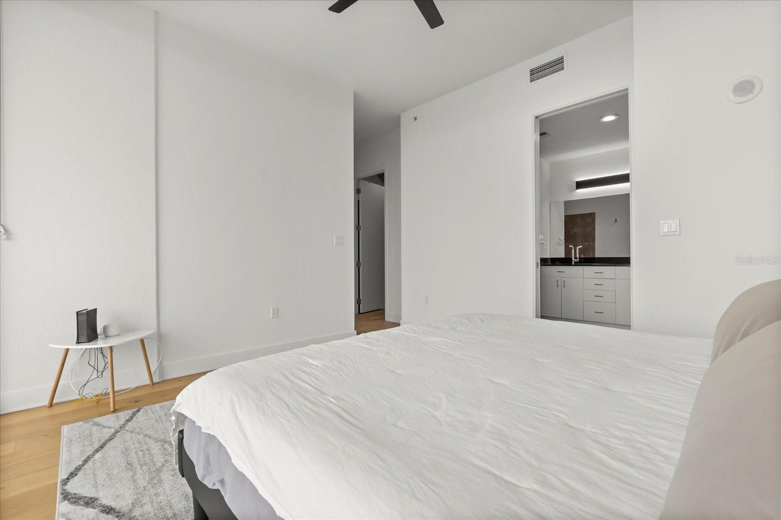 150 E ROBINSON ST #2506, ORLANDO, FL, 32801