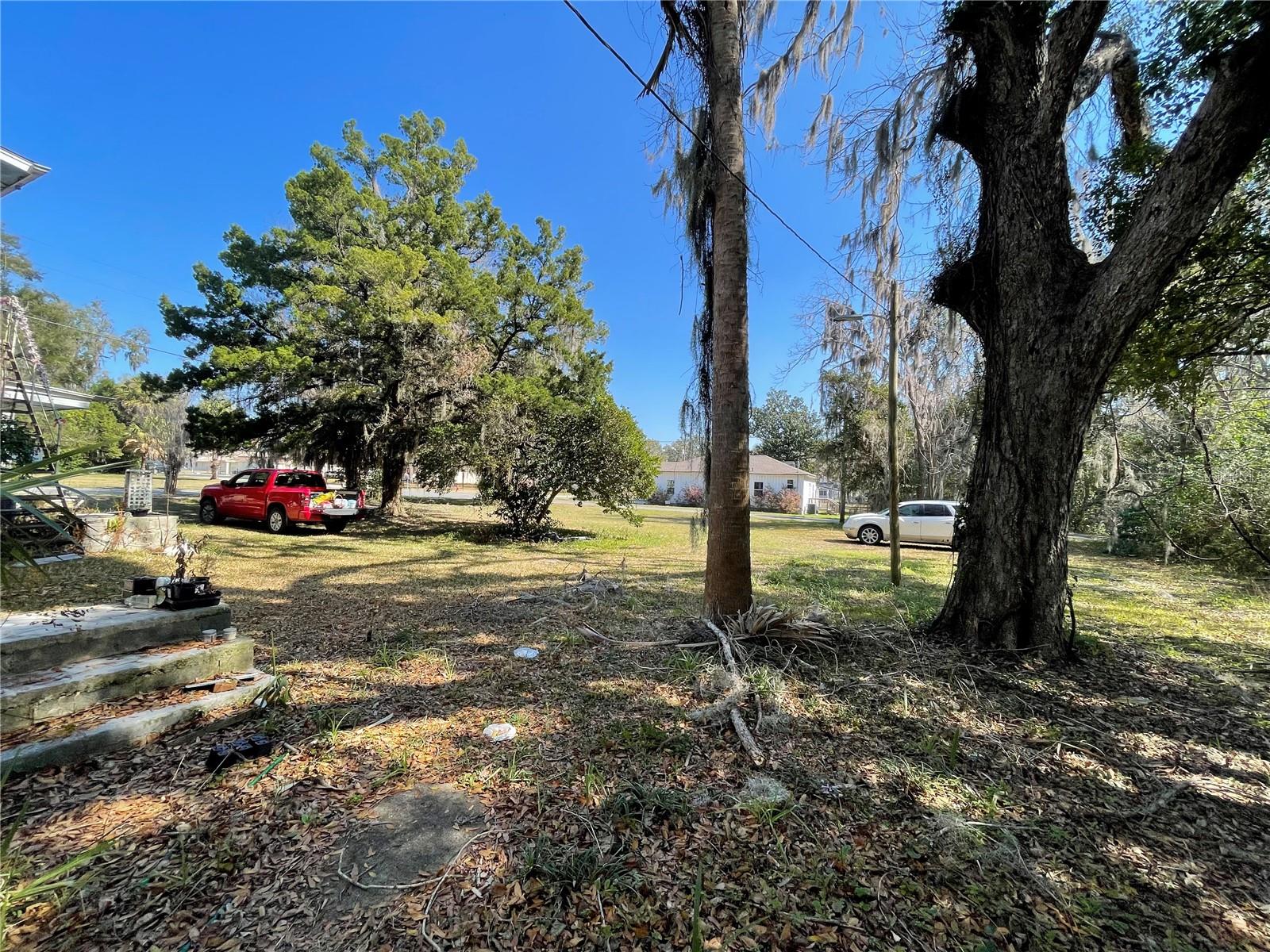 115 SE 1ST AVE, WILLISTON, FL, 32696