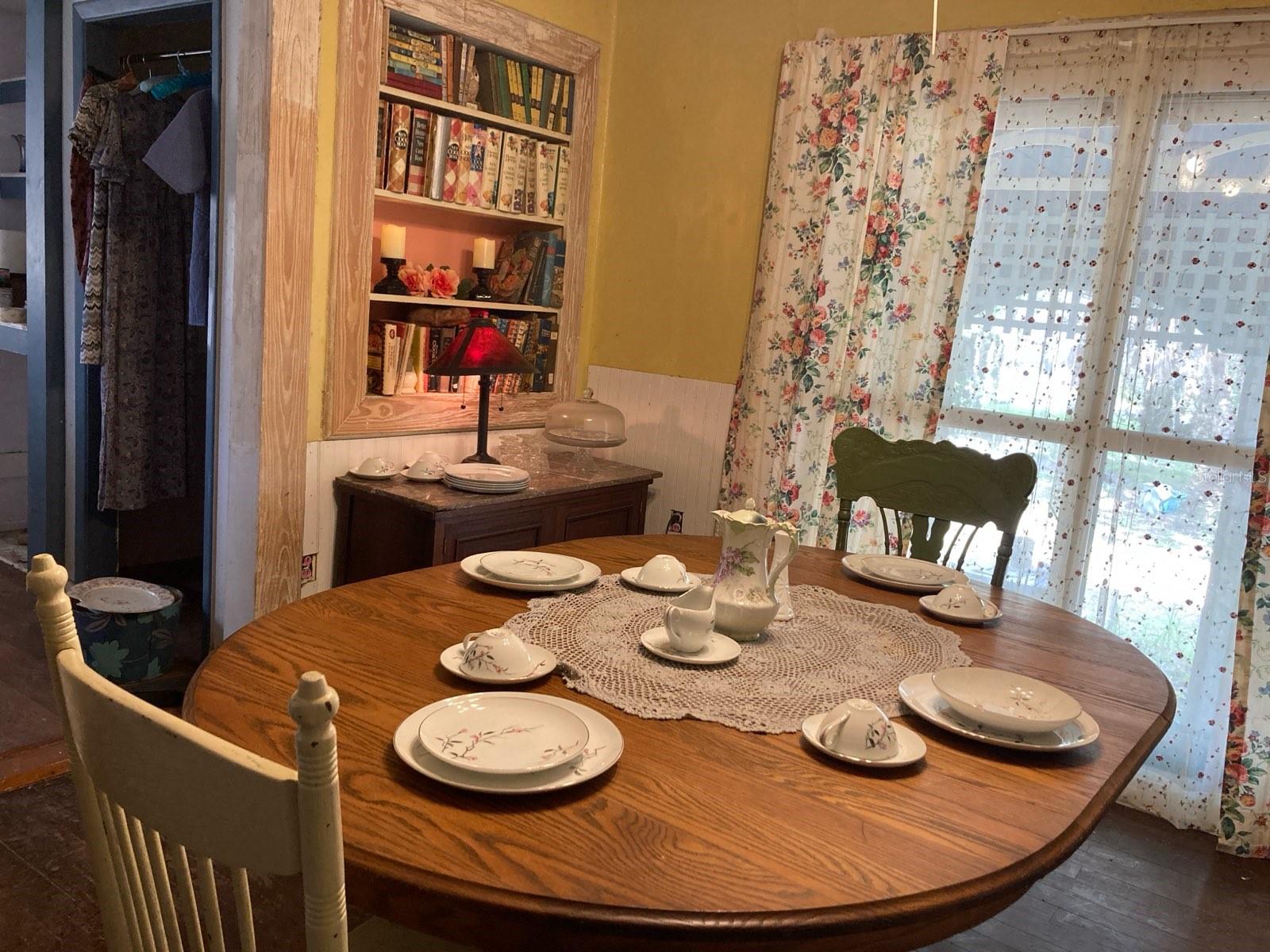 115 SE 1ST AVE, WILLISTON, FL, 32696