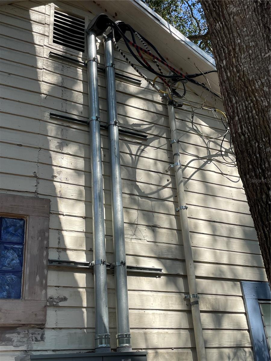 115 SE 1ST AVE, WILLISTON, FL, 32696