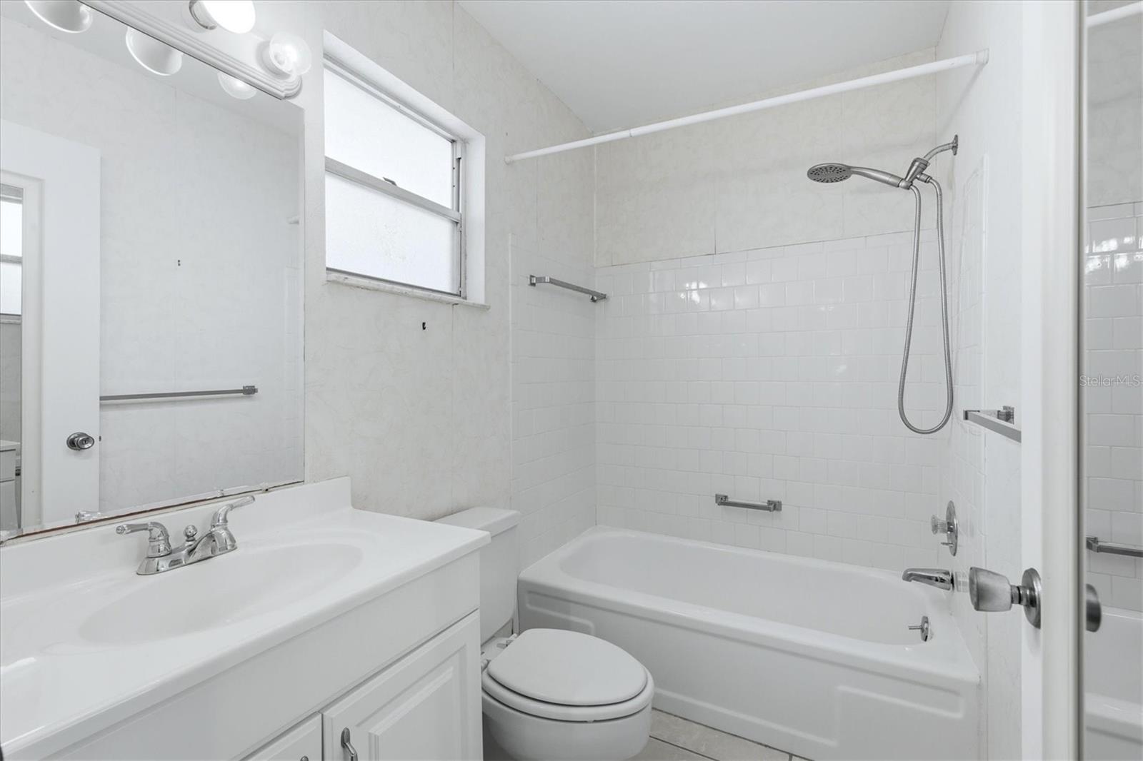 2548 RIVERBLUFF PKWY #V170, SARASOTA, FL, 34231