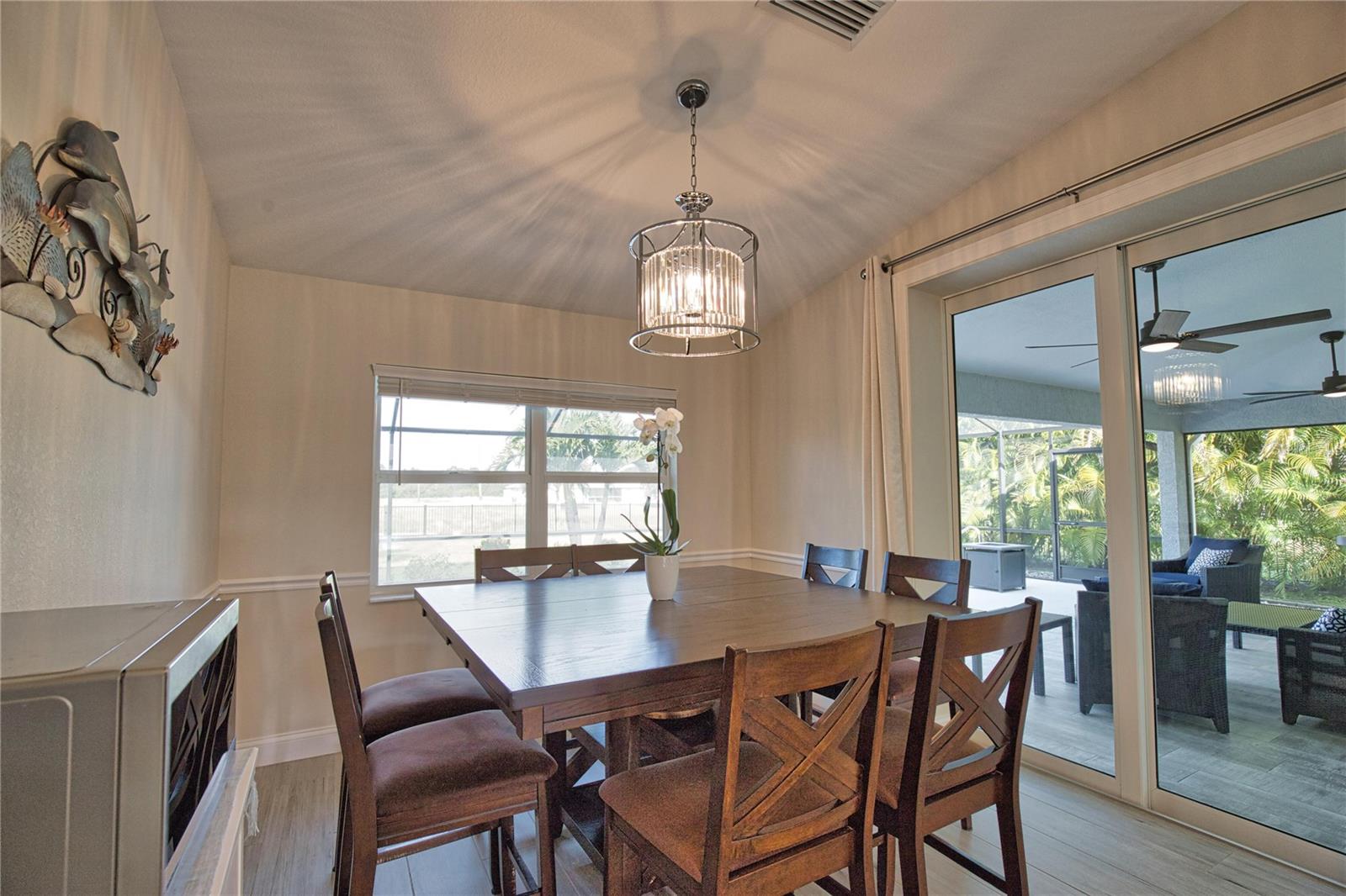 916 BOUNDARY BLVD, ROTONDA WEST, FL, 33947