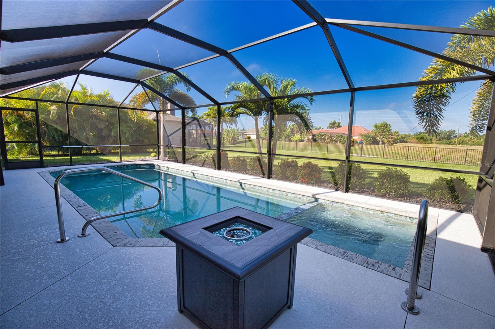 916 BOUNDARY BLVD, ROTONDA WEST, FL, 33947