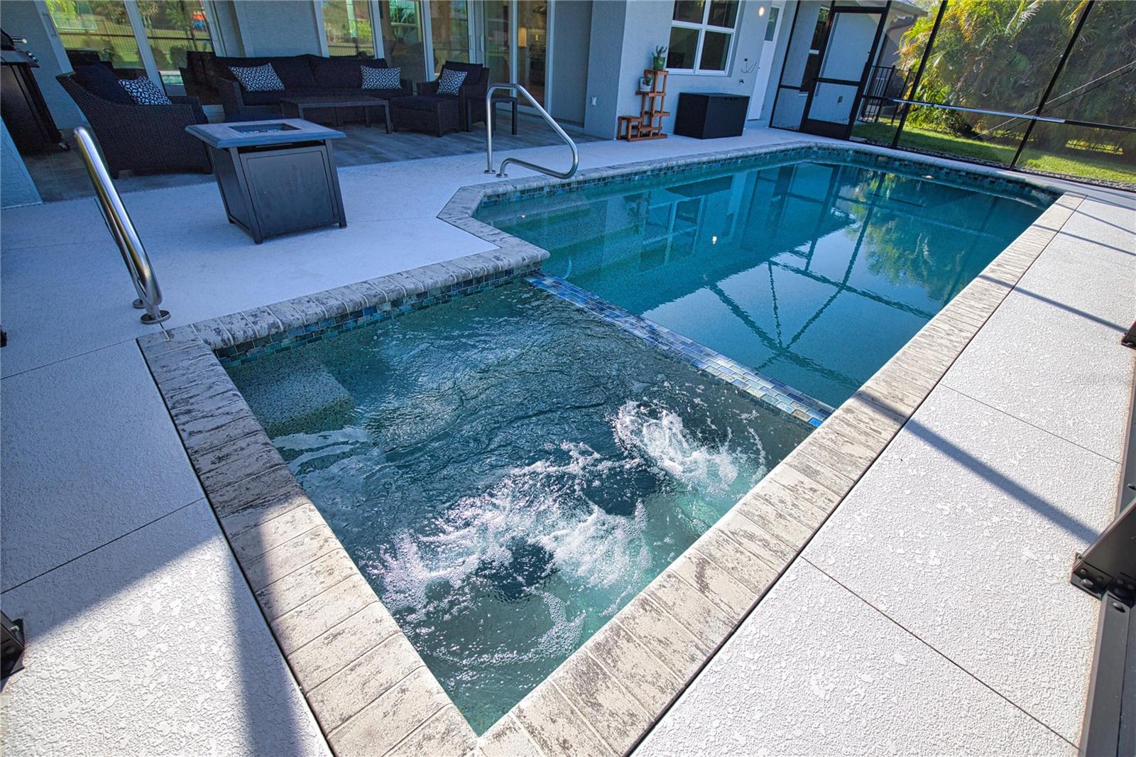 916 BOUNDARY BLVD, ROTONDA WEST, FL, 33947