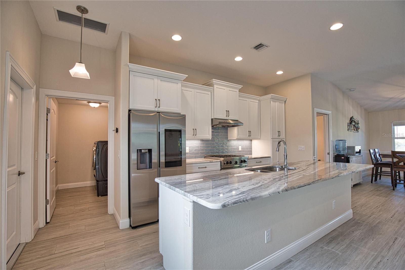 916 BOUNDARY BLVD, ROTONDA WEST, FL, 33947