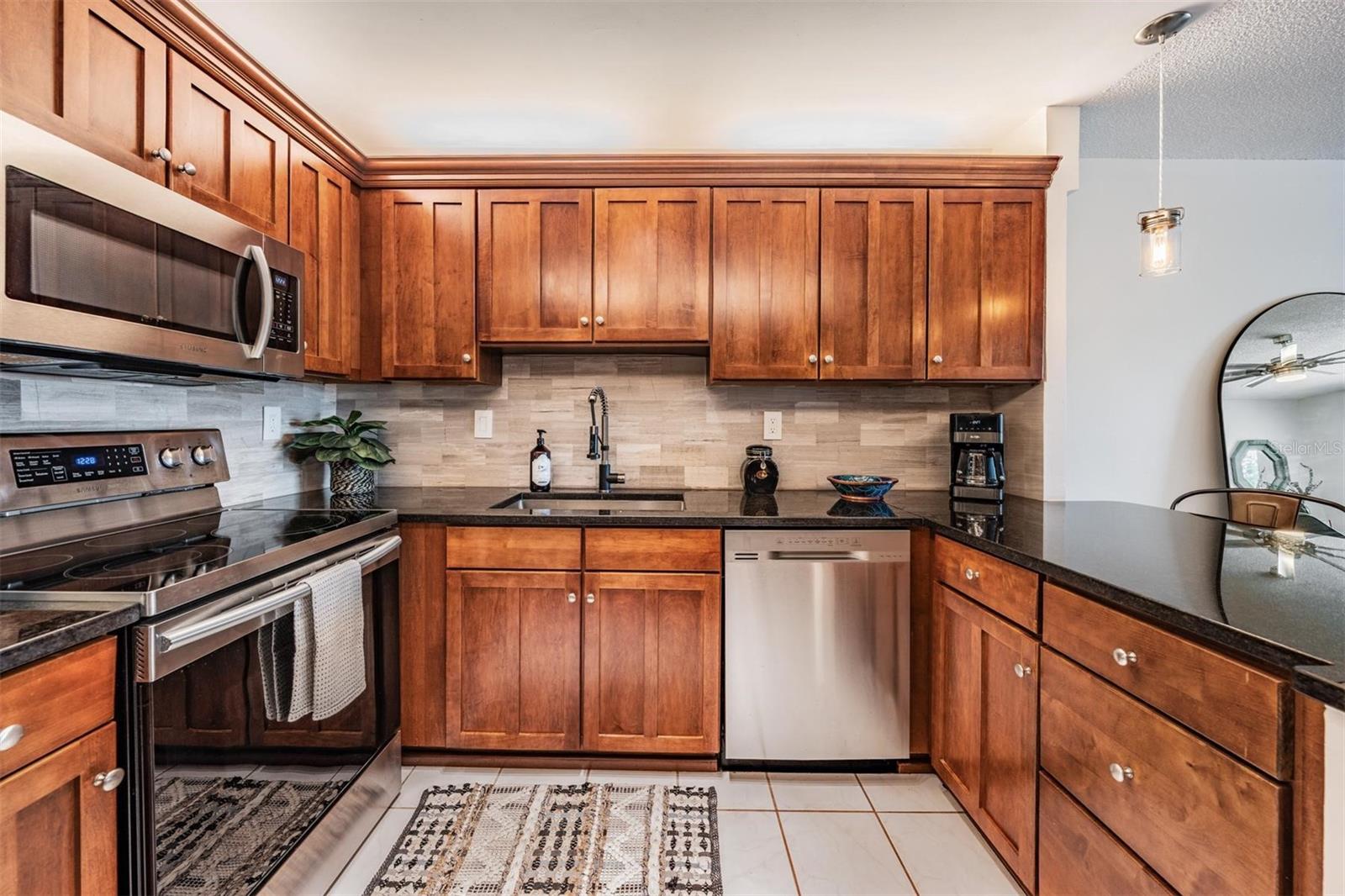 2780 N RIVERSIDE DR #105, TAMPA, FL, 33602