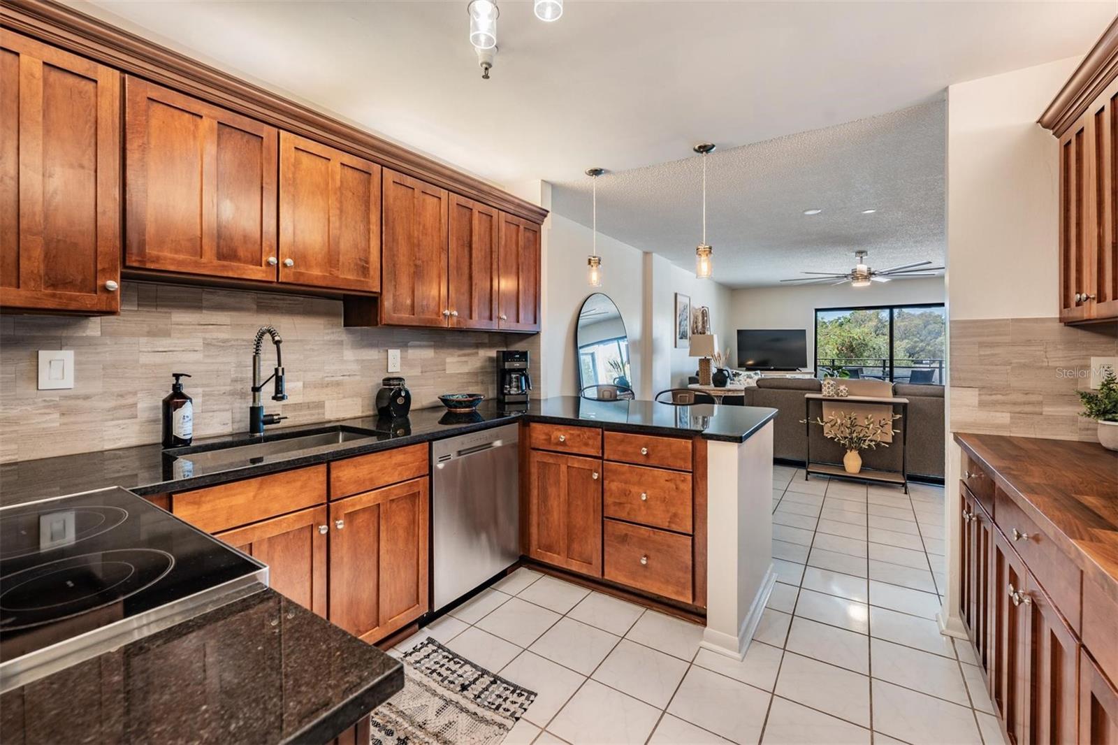 2780 N RIVERSIDE DR #105, TAMPA, FL, 33602