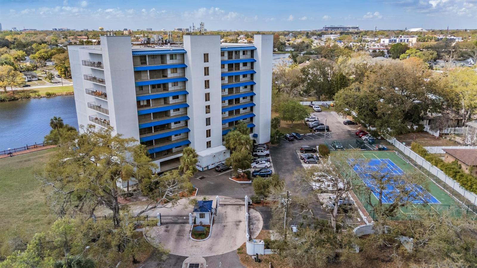 2780 N RIVERSIDE DR #105, TAMPA, FL, 33602