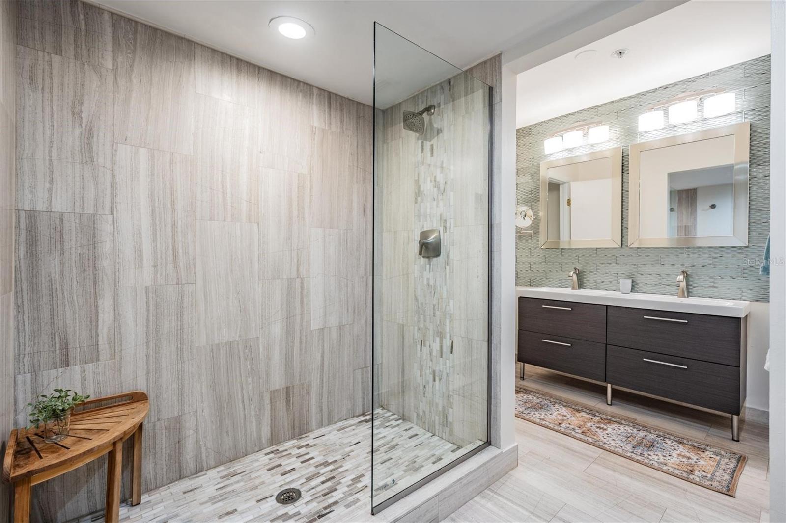 2780 N RIVERSIDE DR #105, TAMPA, FL, 33602