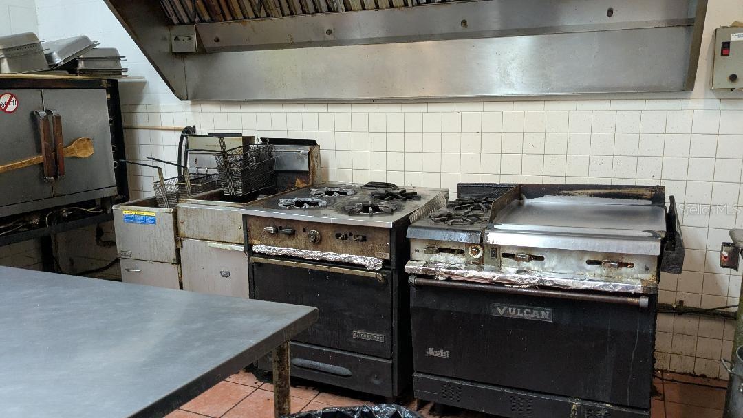 4605 REECE RD #8 & 9, PLANT CITY, FL, 33566