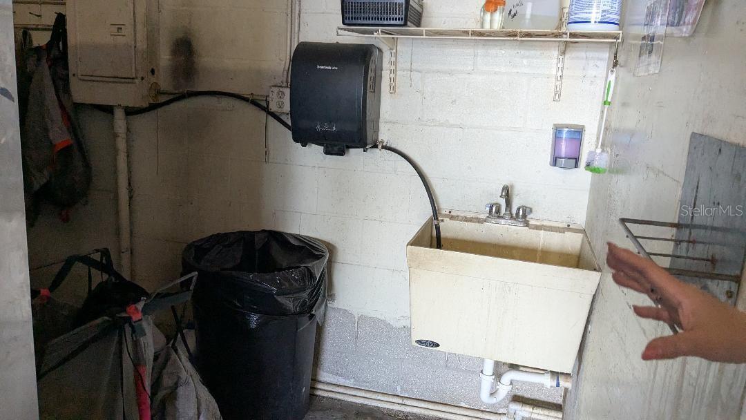 4605 REECE RD #8 & 9, PLANT CITY, FL, 33566