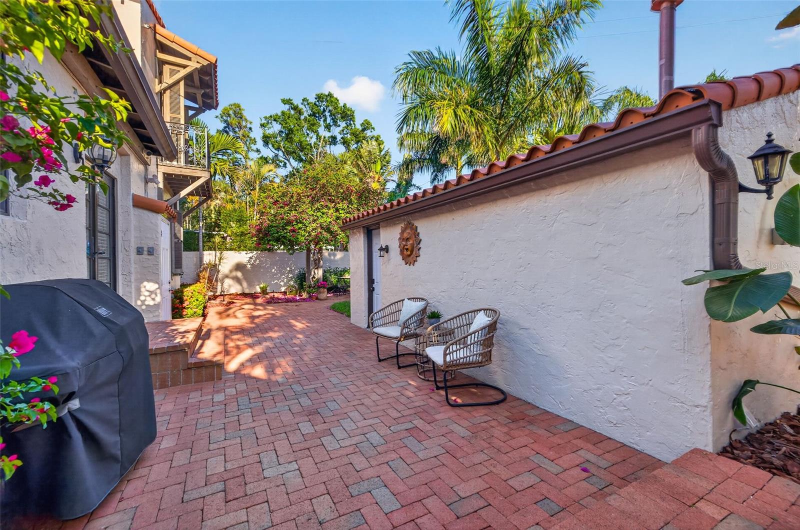 636 15TH AVE NE, ST PETERSBURG, FL, 33704