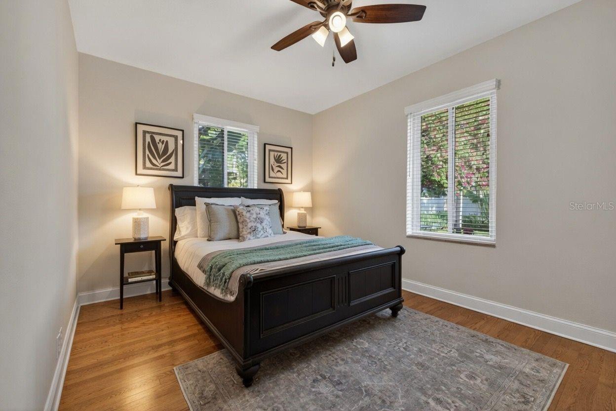 636 15TH AVE NE, ST PETERSBURG, FL, 33704