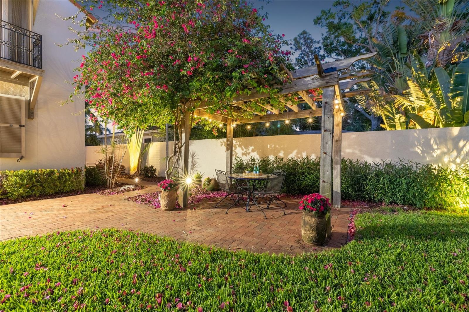 636 15TH AVE NE, ST PETERSBURG, FL, 33704